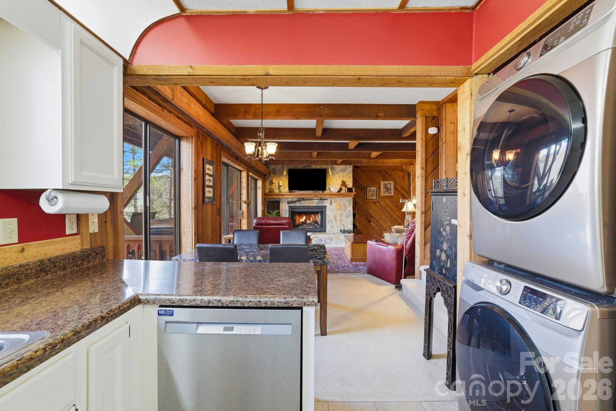 Condominium at 221 Toxaway Falls Drive, Lake Toxaway, photo 16 of 47