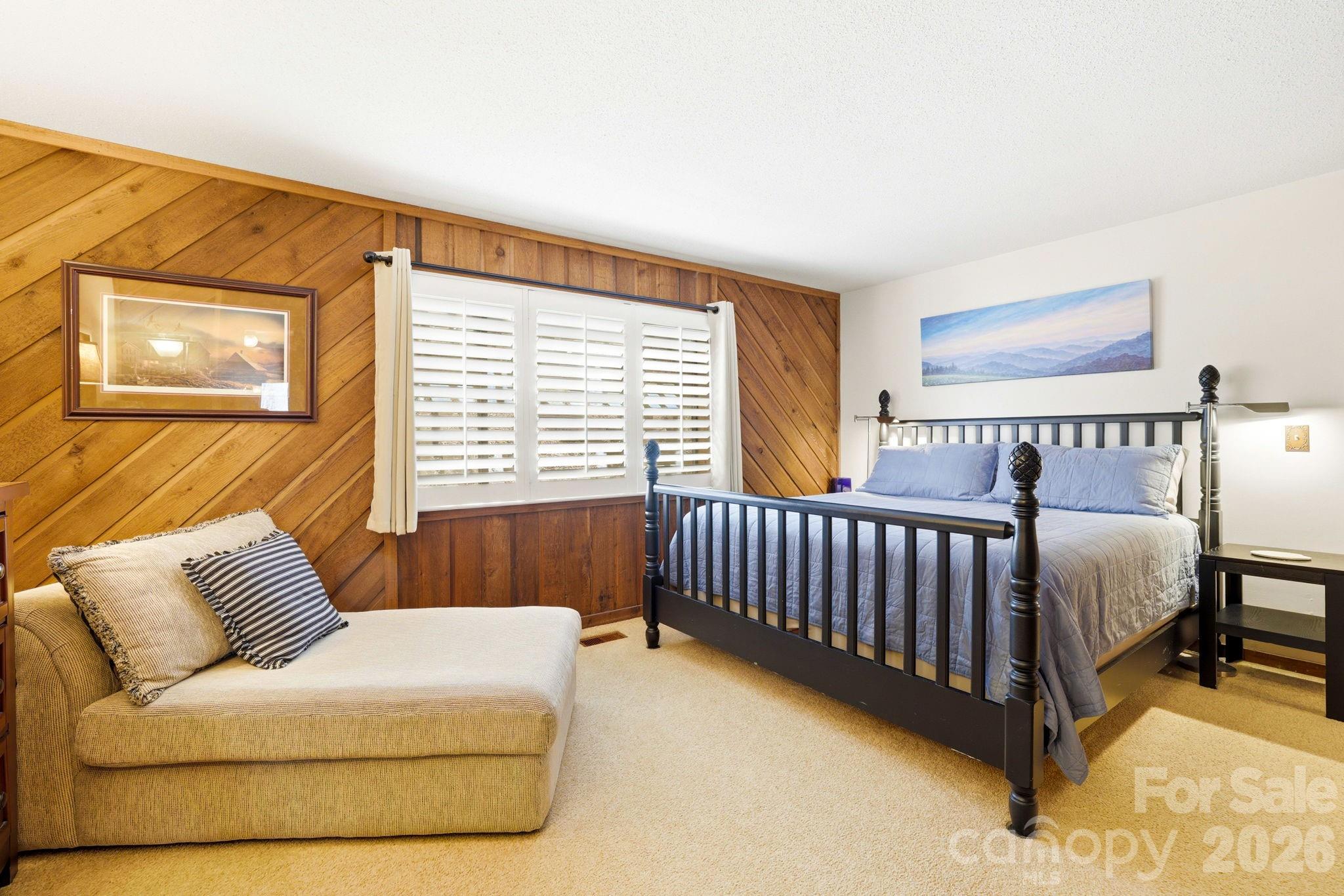 Condominium at 221 Toxaway Falls Drive, Lake Toxaway, photo 20 of 47