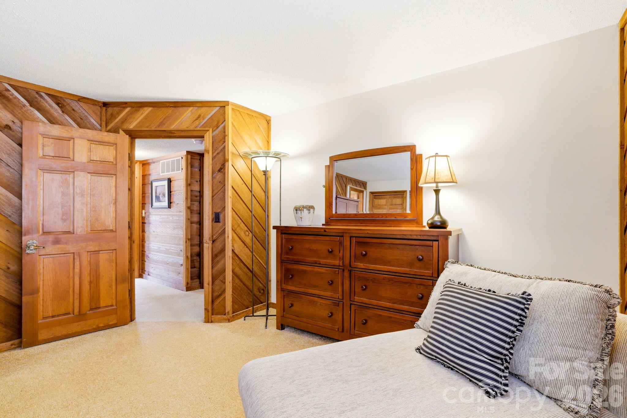 Condominium at 221 Toxaway Falls Drive, Lake Toxaway, photo 26 of 47