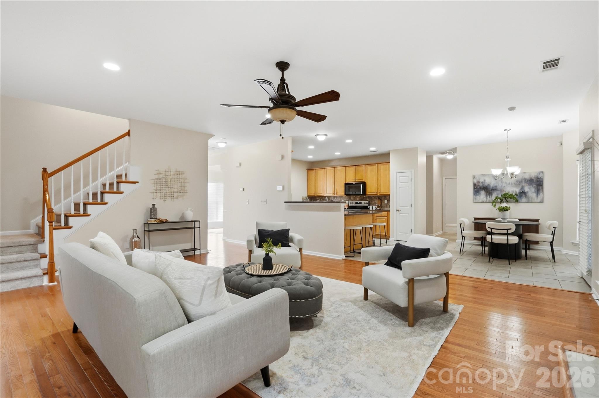 Single Family Residence at 509 Evening Mist Drive, Fort Mill, photo 18 of 48