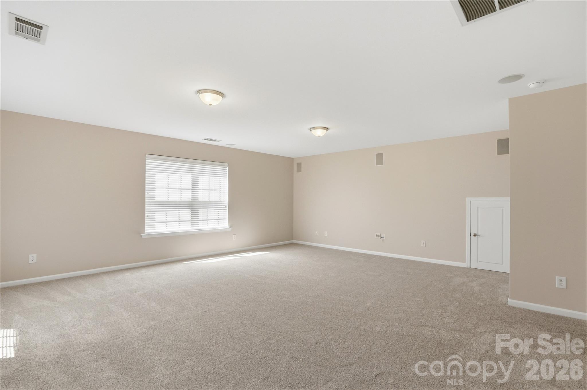 Single Family Residence at 509 Evening Mist Drive, Fort Mill, photo 38 of 48
