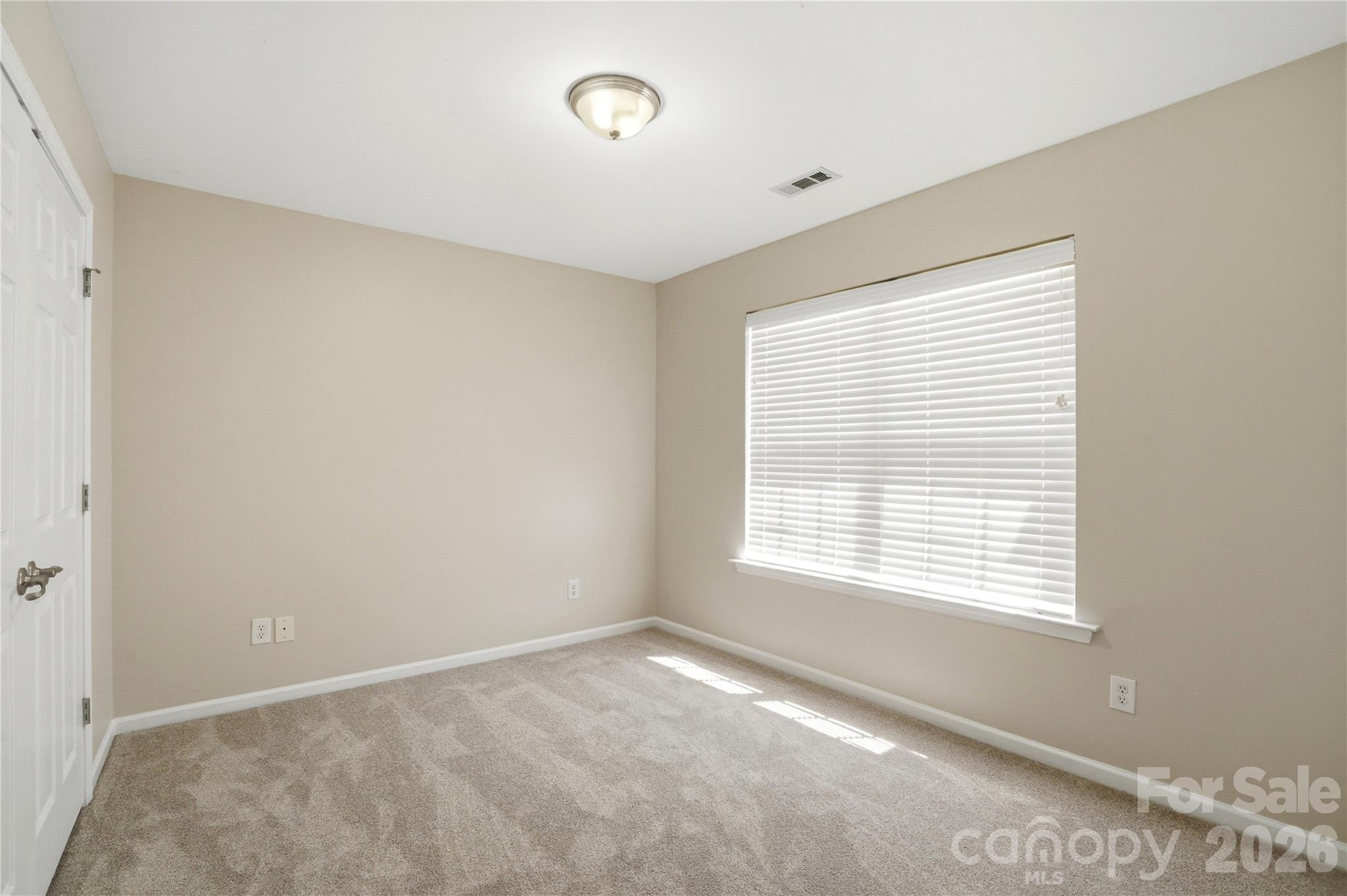 Single Family Residence at 509 Evening Mist Drive, Fort Mill, photo 40 of 48