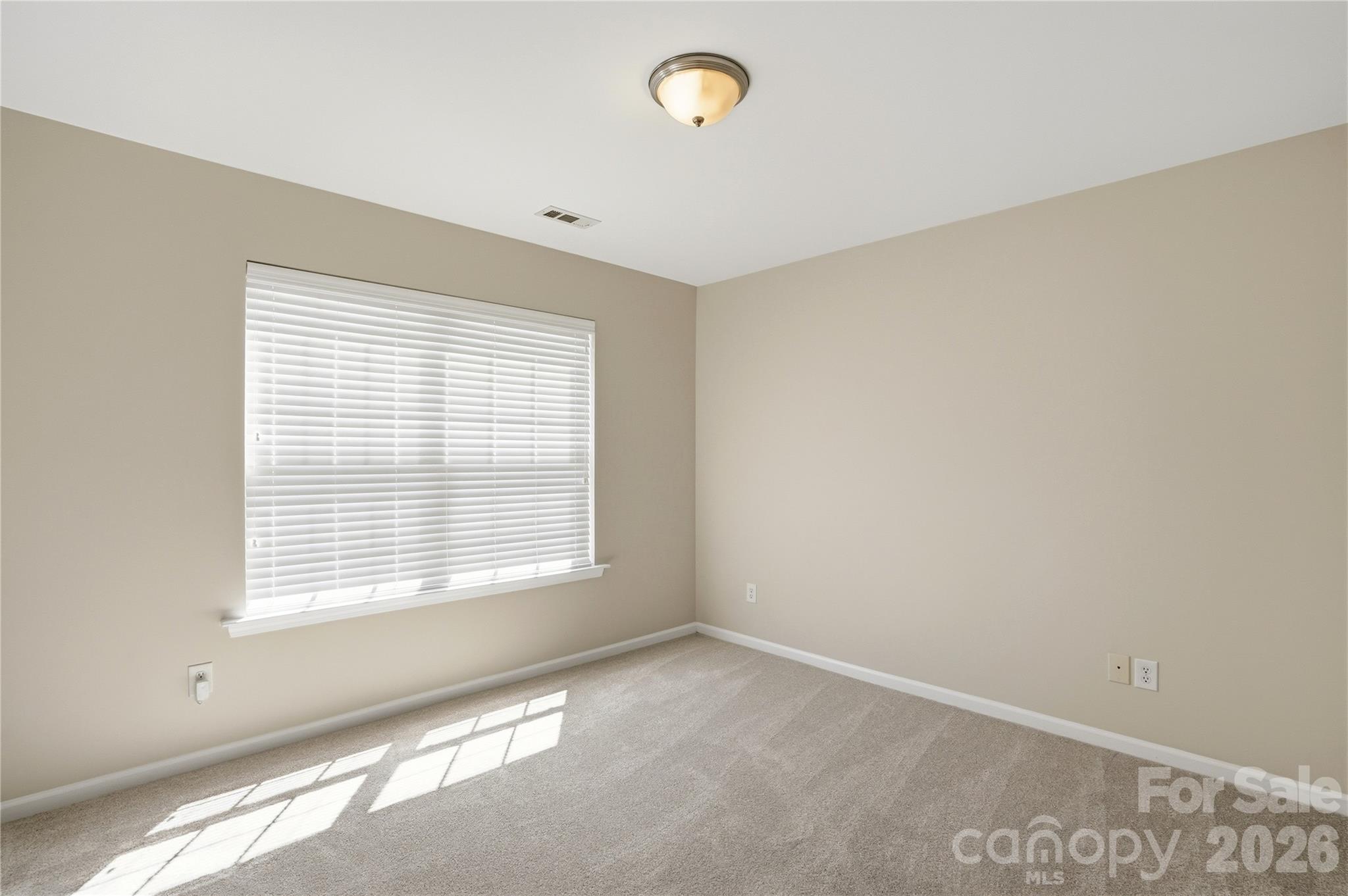 Single Family Residence at 509 Evening Mist Drive, Fort Mill, photo 41 of 48