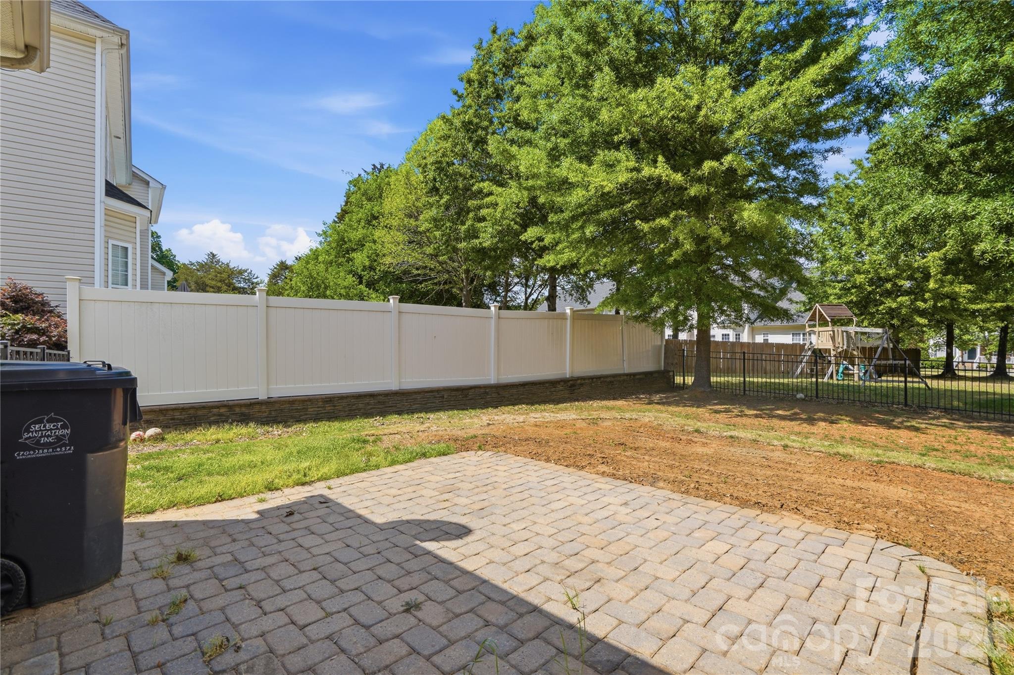 Single Family Residence at 509 Evening Mist Drive, Fort Mill, photo 45 of 48