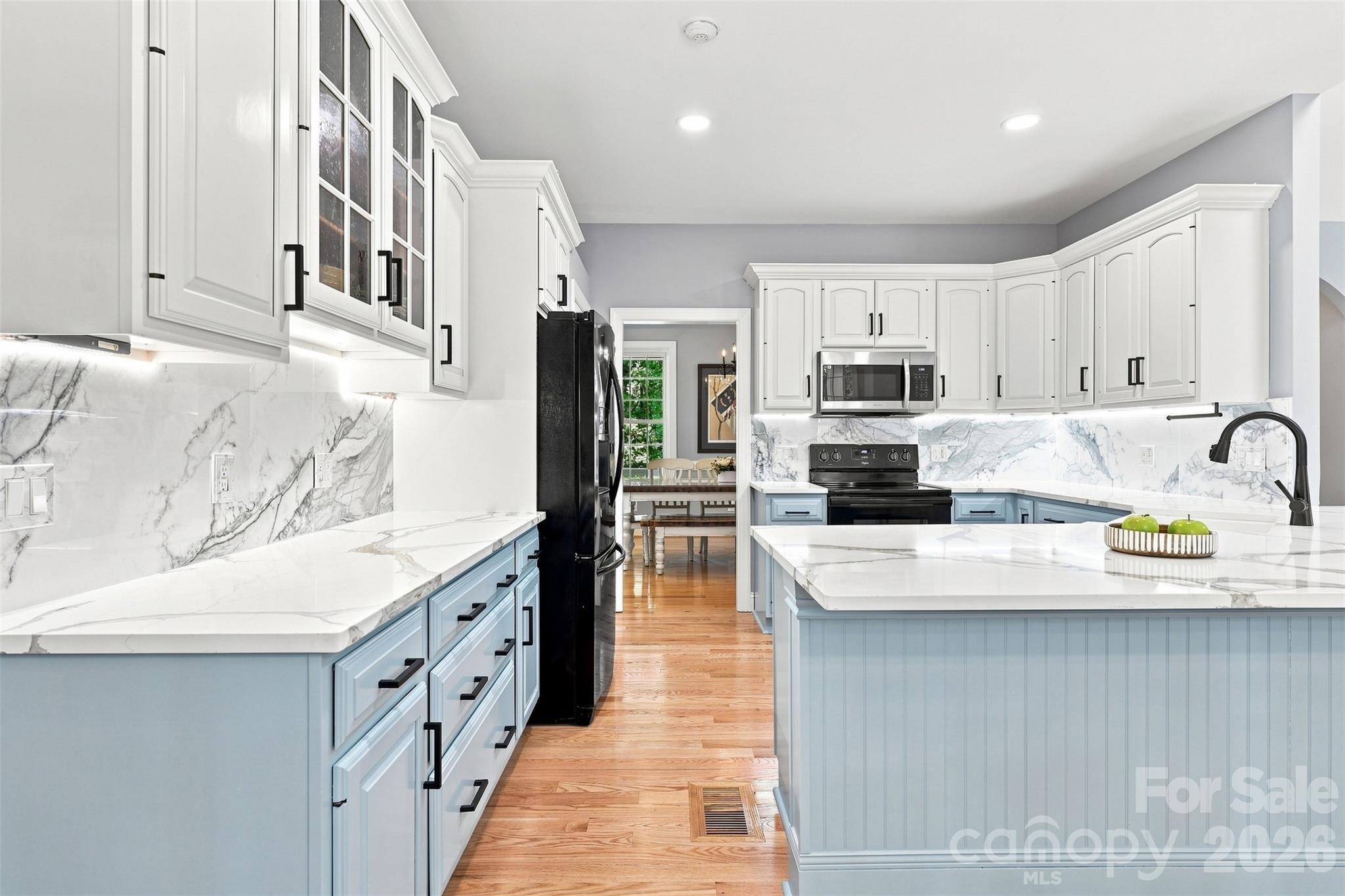 Single Family Residence at 2290 Northview Harbour Drive, Sherrills Ford, photo 8 of 48