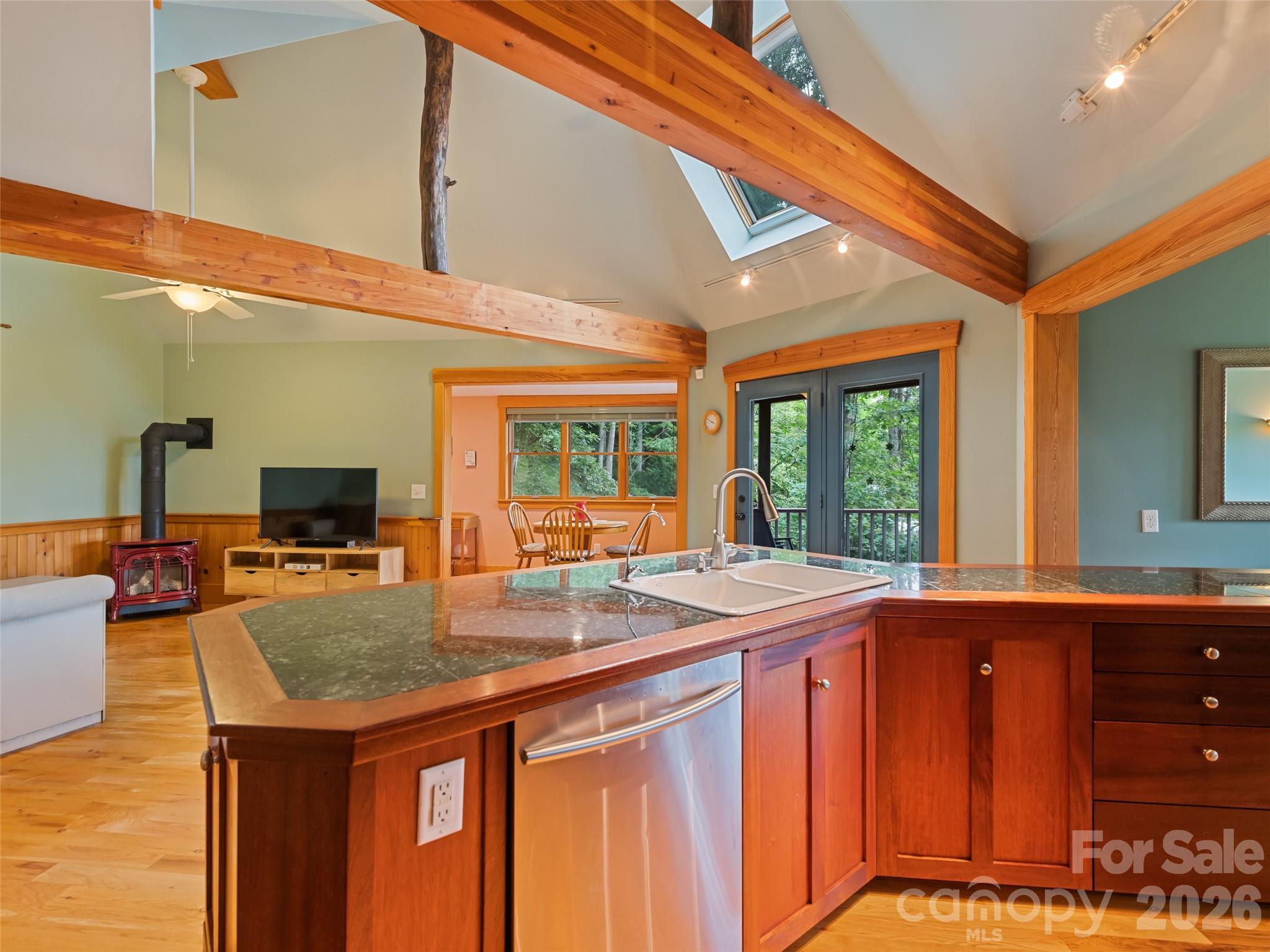 Single Family Residence at 145 Hiaway Trail, Clyde, photo 20 of 42