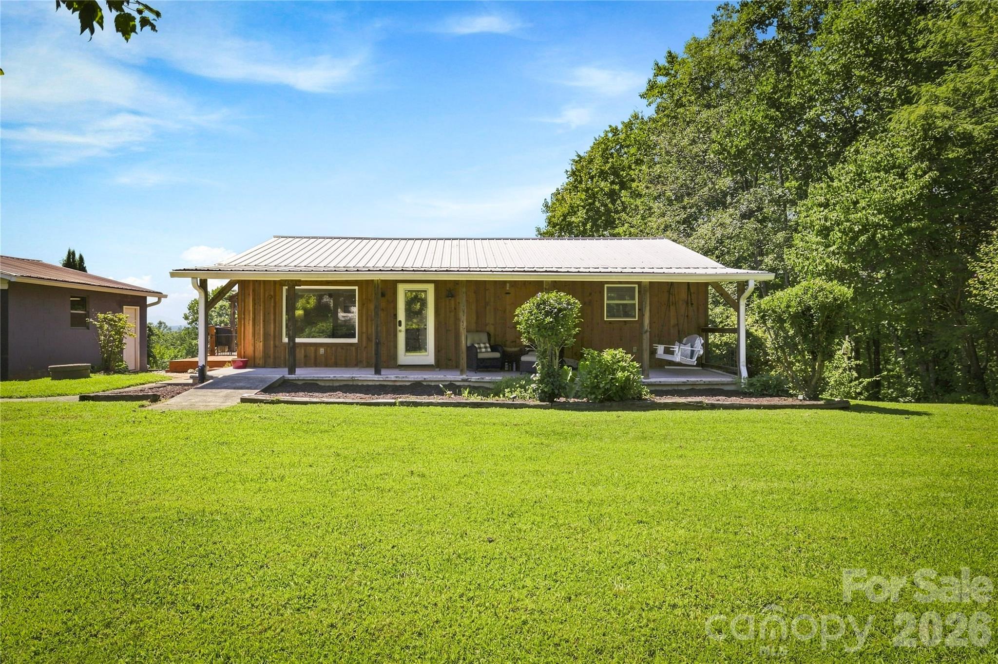 Single Family Residence at 7693 S Mountain Institute Road, Nebo, photo 2 of 41