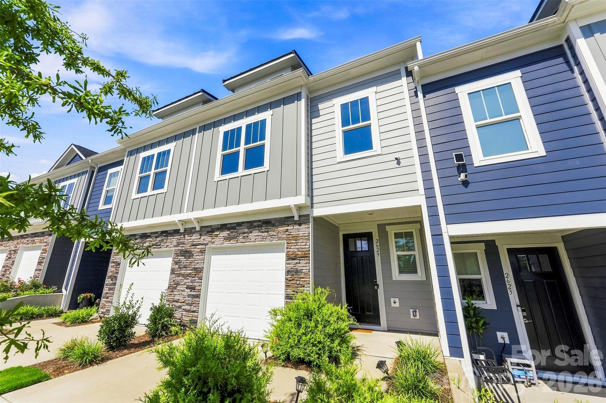 Townhouse at 2629 Ruby Dixon Crossing Drive, Gastonia, photo 3 of 42