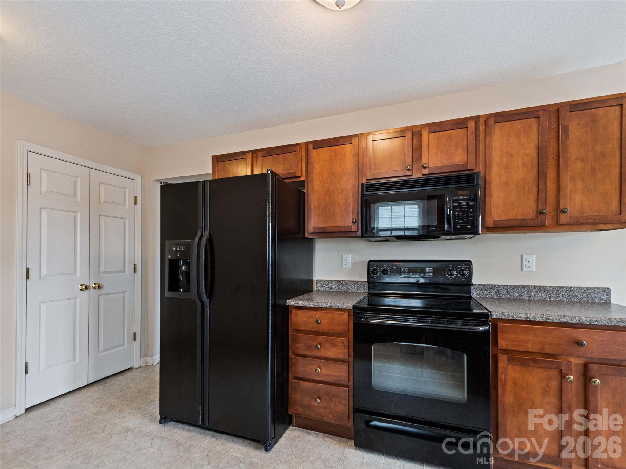 Condominium at 156 Chesire Way, Fletcher, photo 17 of 30