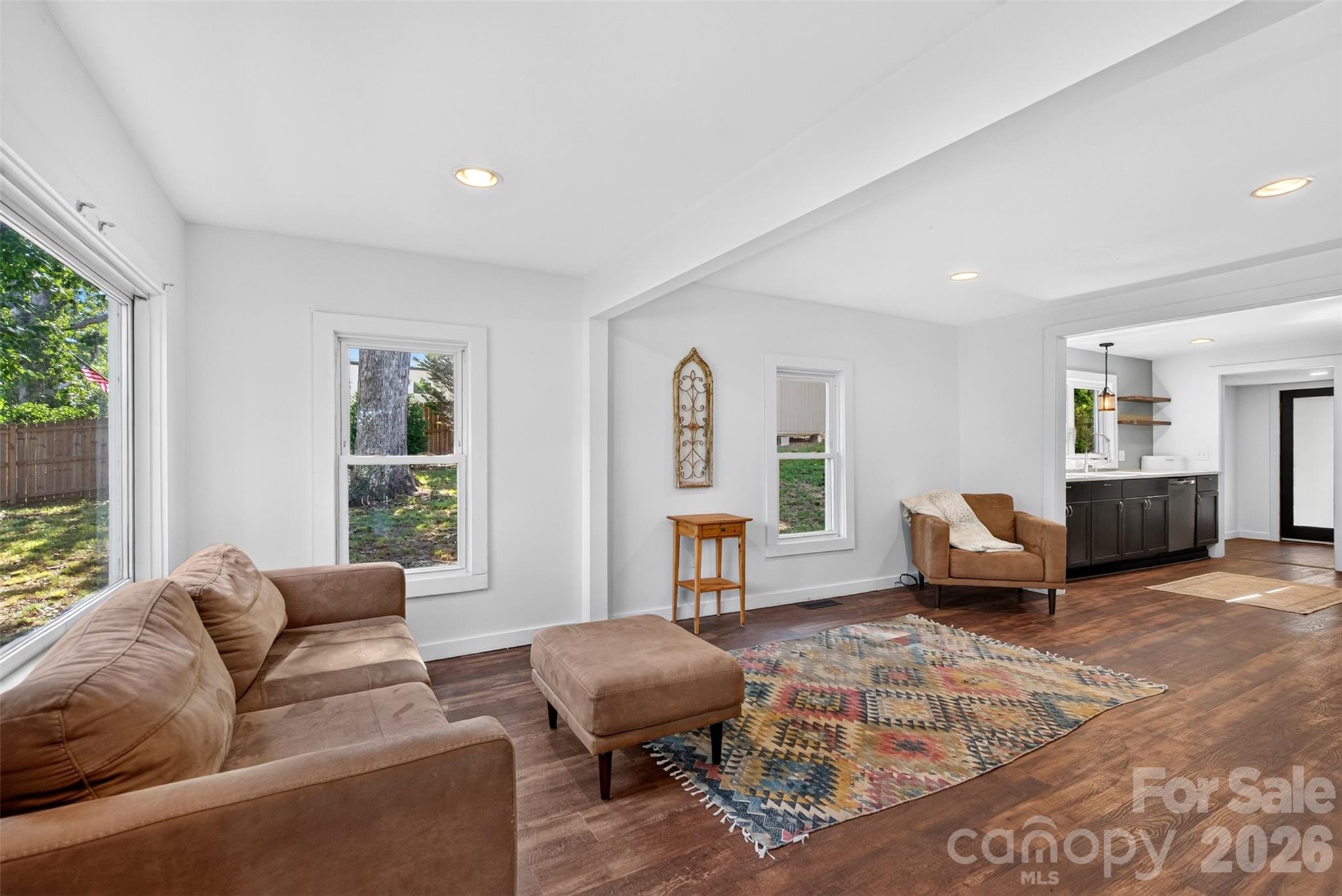Single Family Residence at 39 Wyatt Street, Asheville, photo 9 of 34