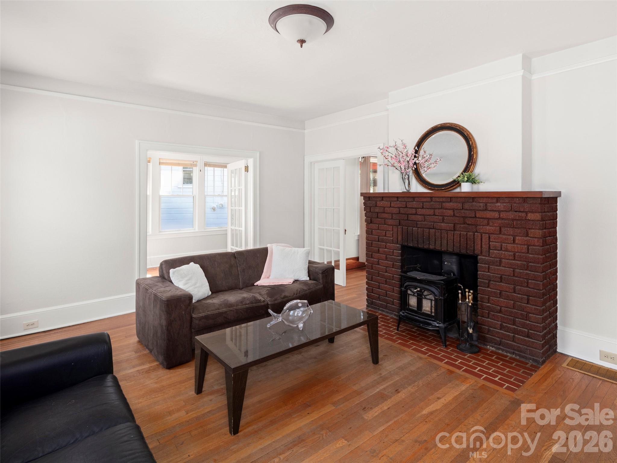 Single Family Residence at 65 Longview Road, Asheville, photo 4 of 25