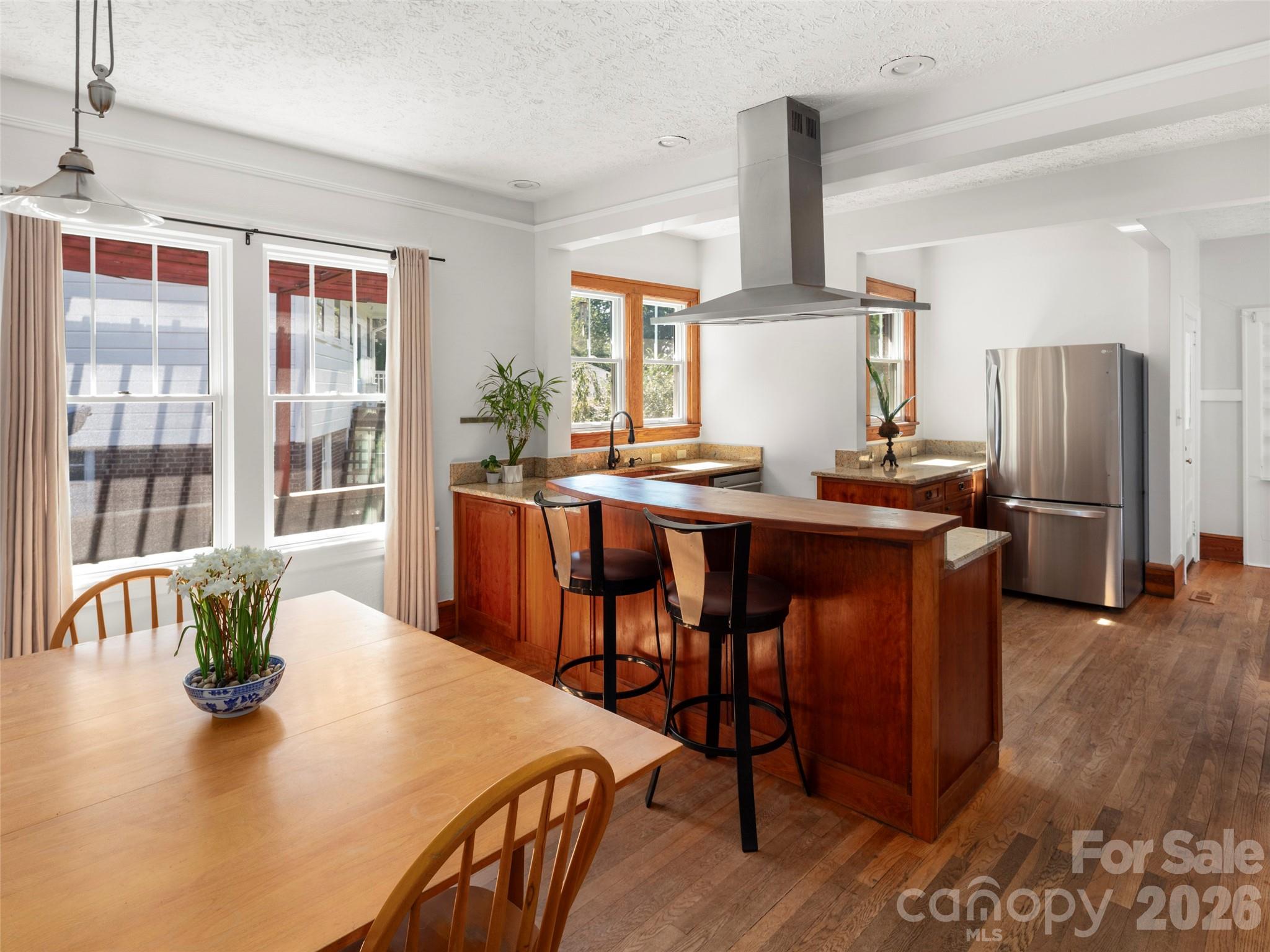 Single Family Residence at 65 Longview Road, Asheville, photo 11 of 25