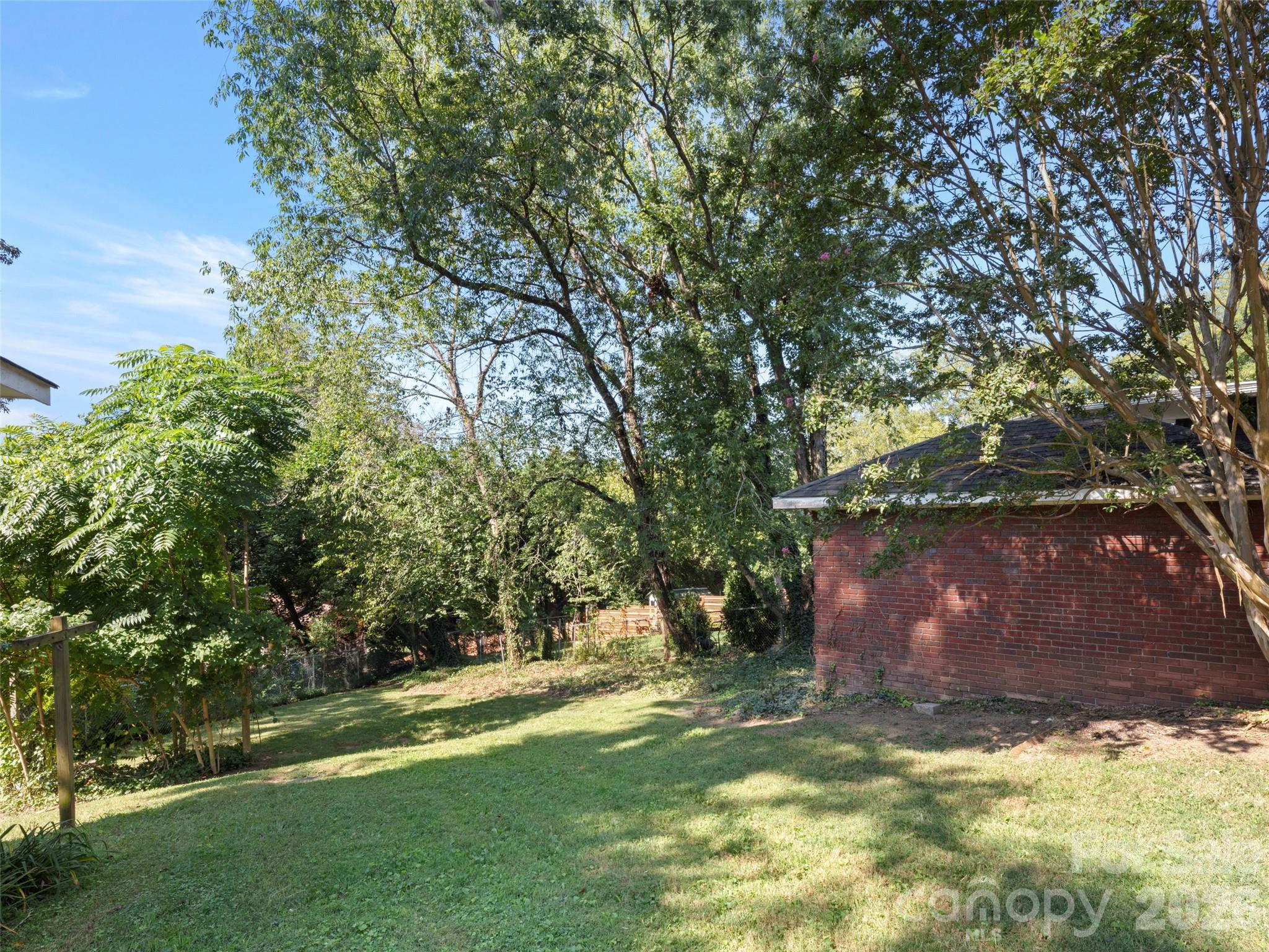 Single Family Residence at 65 Longview Road, Asheville, photo 22 of 25