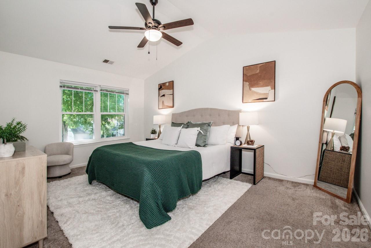 Single Family Residence at 7605 Wynstone Ridge Circle, Huntersville, photo 15 of 38