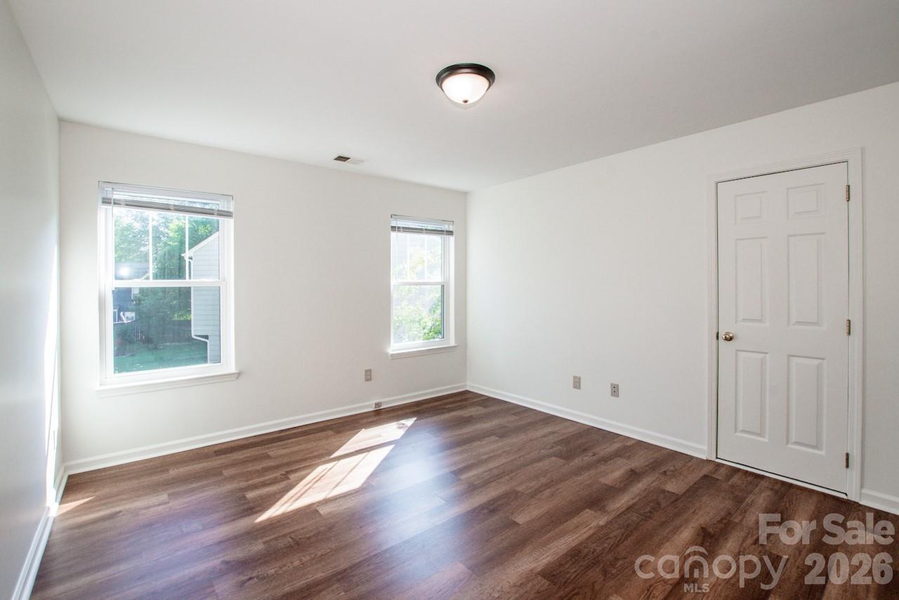 Single Family Residence at 7605 Wynstone Ridge Circle, Huntersville, photo 22 of 38