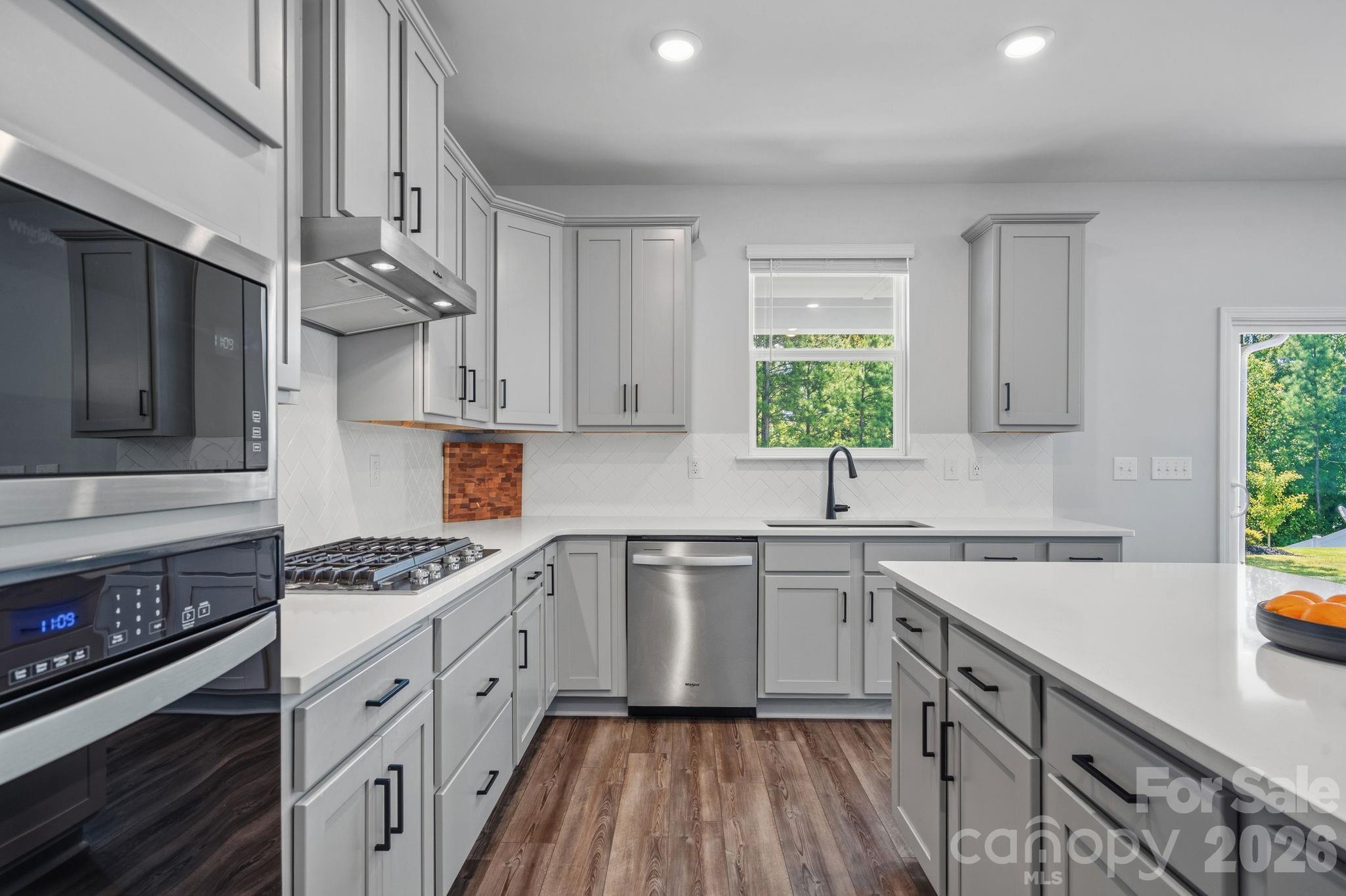 Single Family Residence at 14024 Fairy Tale Court, Huntersville, photo 15 of 48