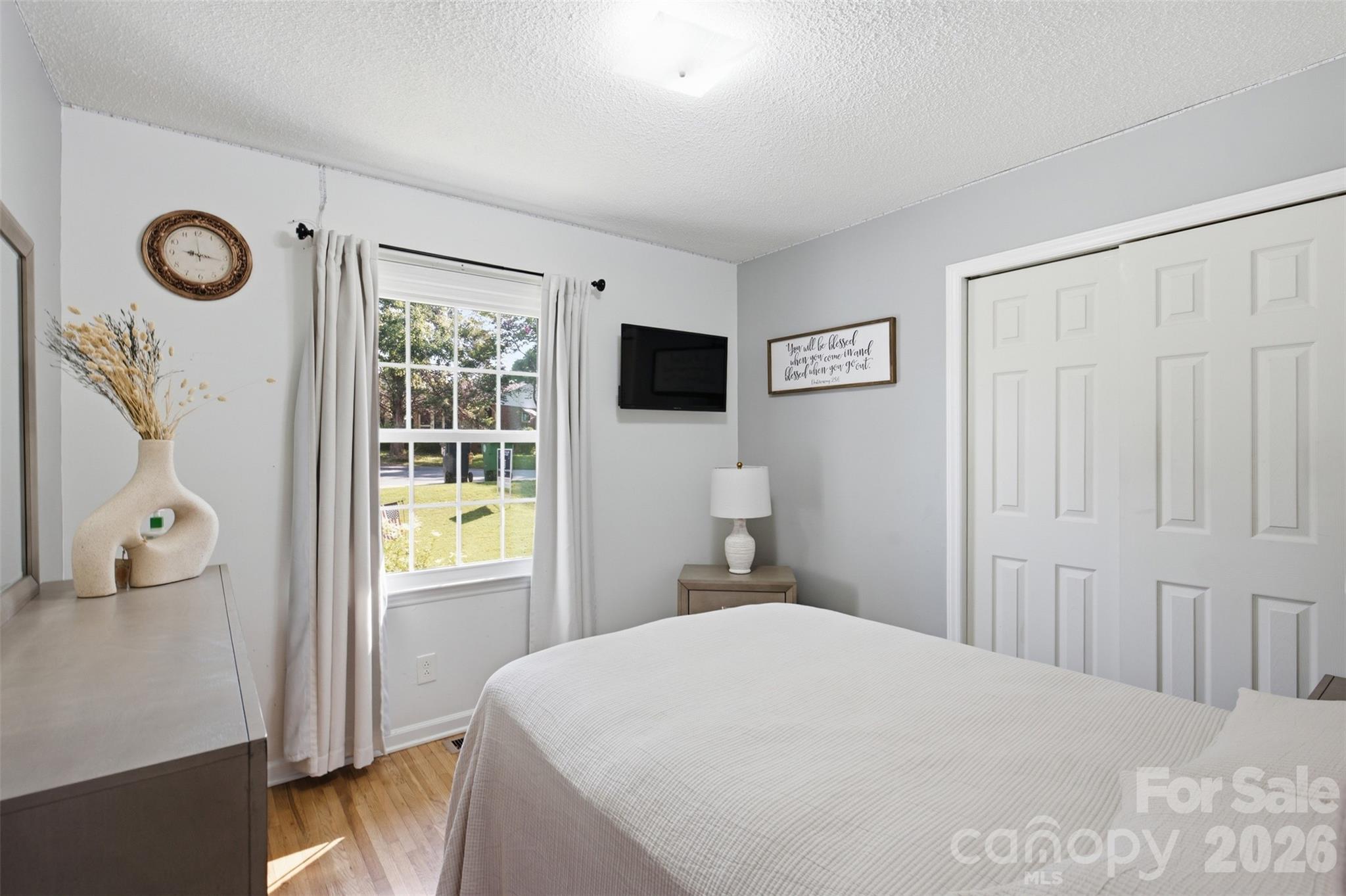 Single Family Residence at 19213 Carter Circle, Cornelius, photo 13 of 21