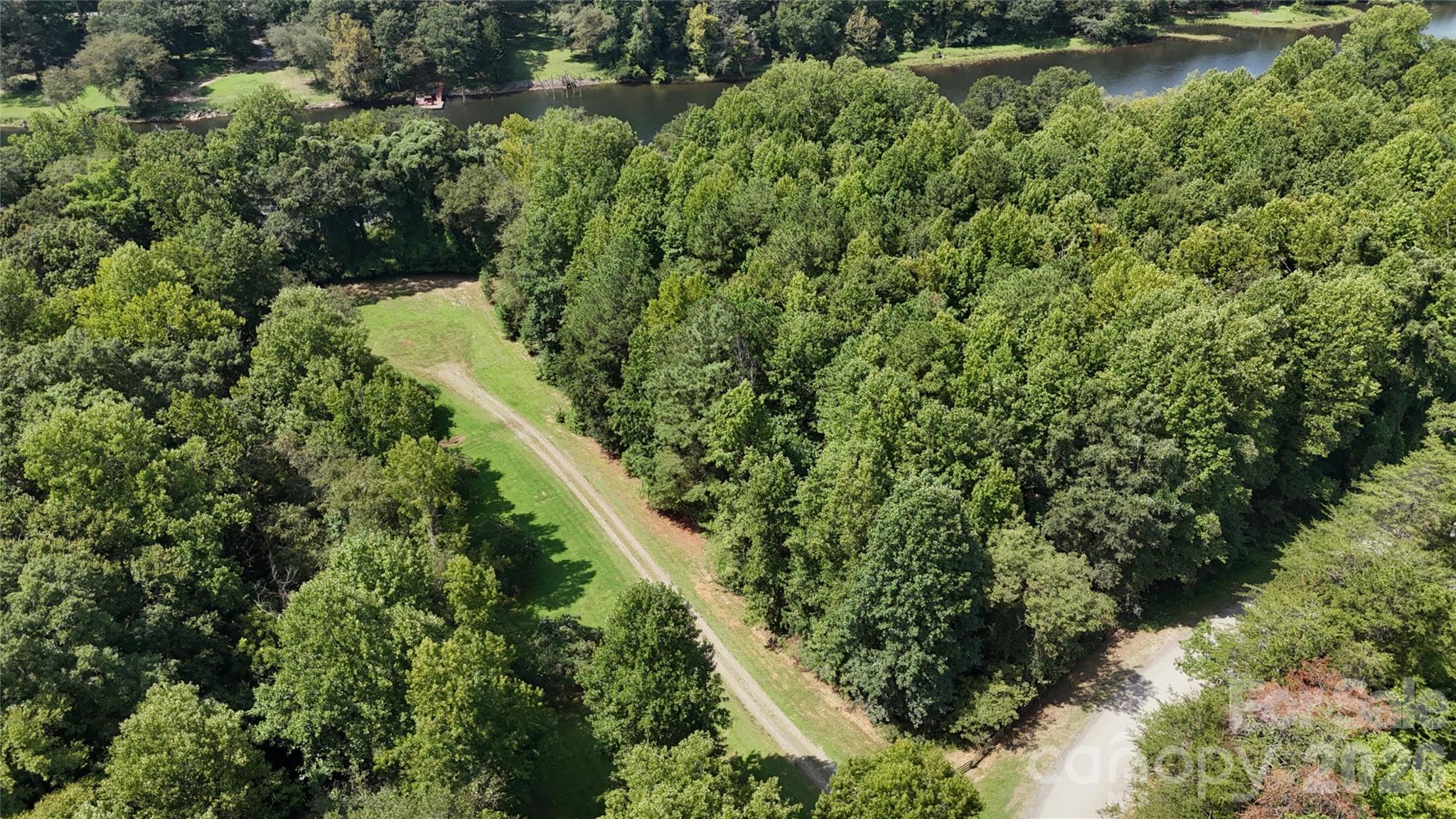 Neighborhood Common Area - 152 Slate Drive, Statesville