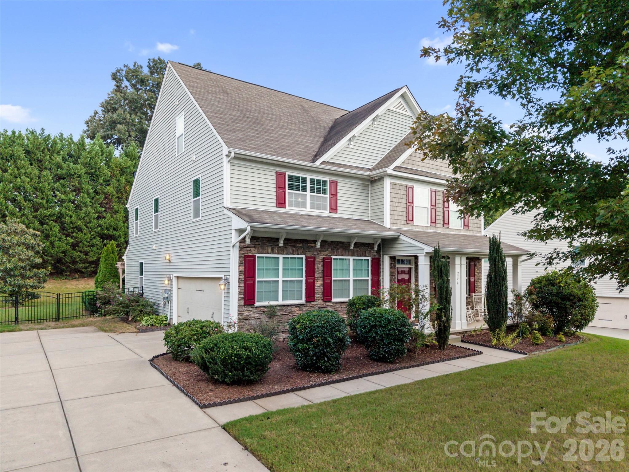 Single Family Residence at 2356 Emma Grace Lane, Rock Hill, photo 2 of 32