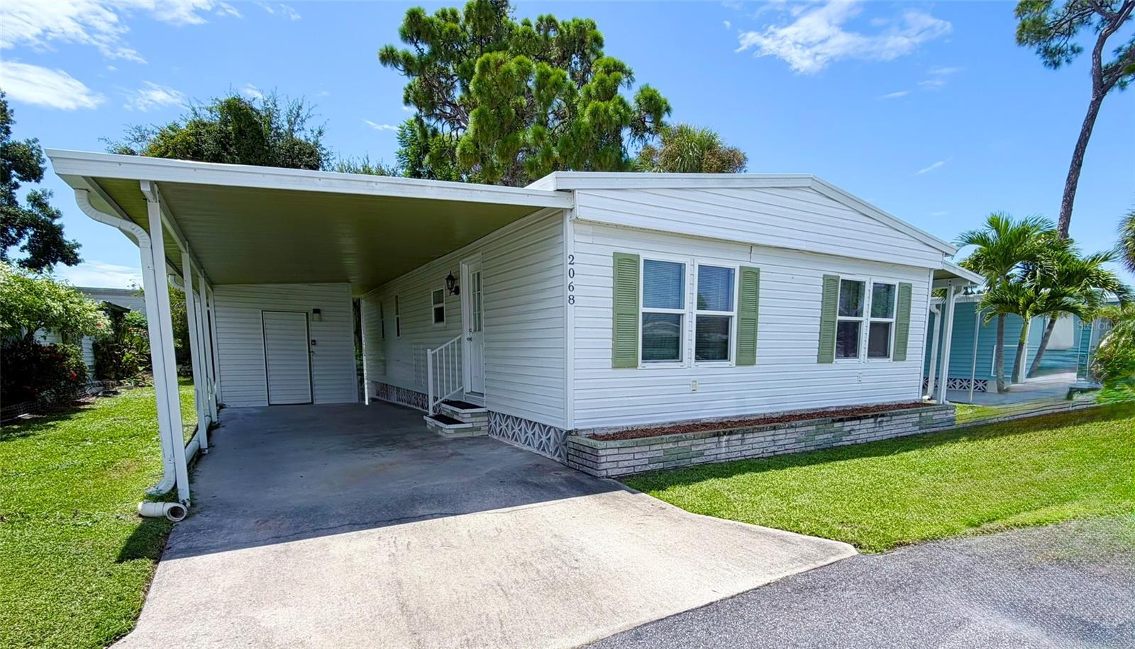 2068 CA D ORO DR