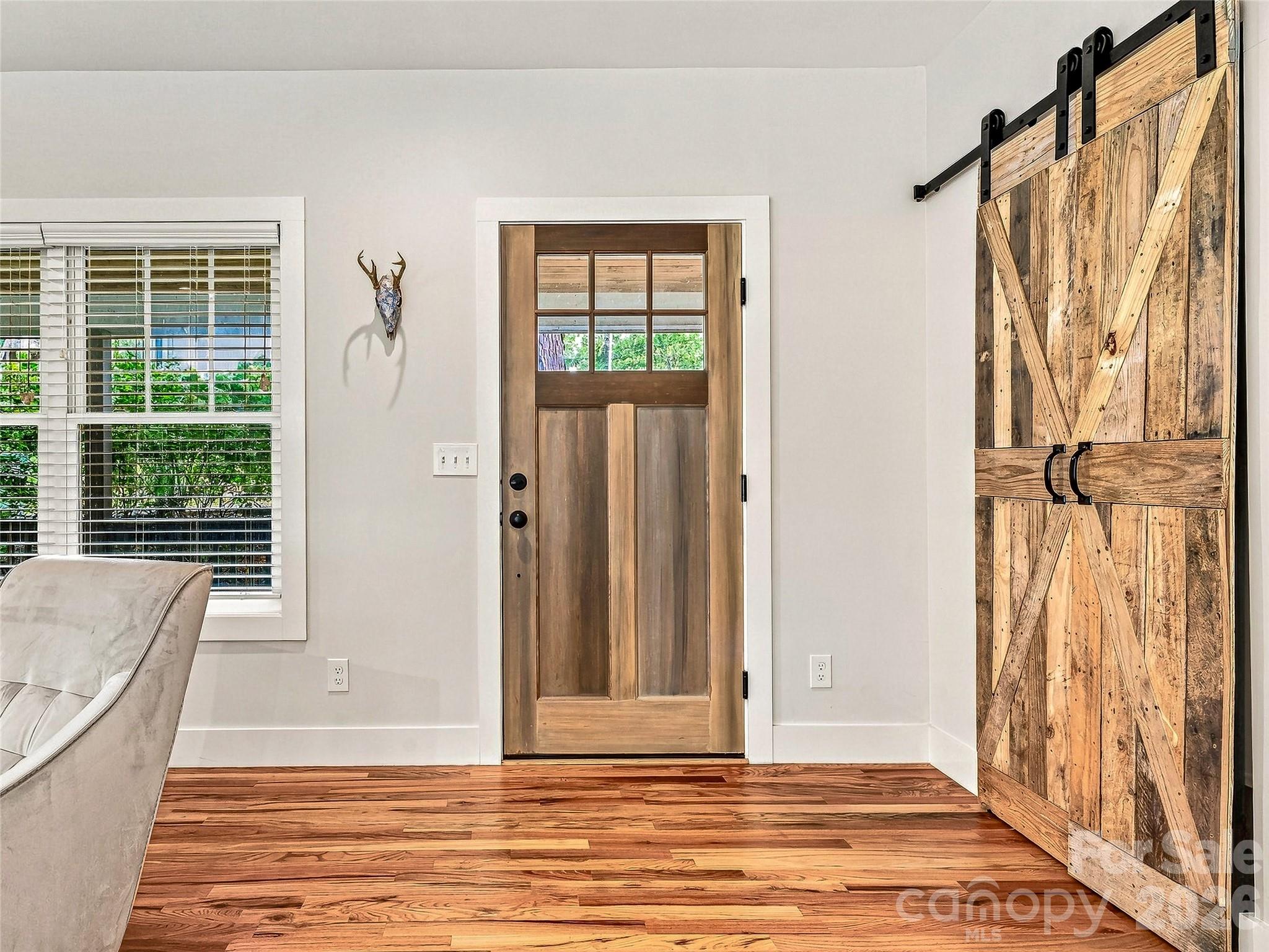 Condominium at 141 Courtland Avenue, Asheville, photo 7 of 44
