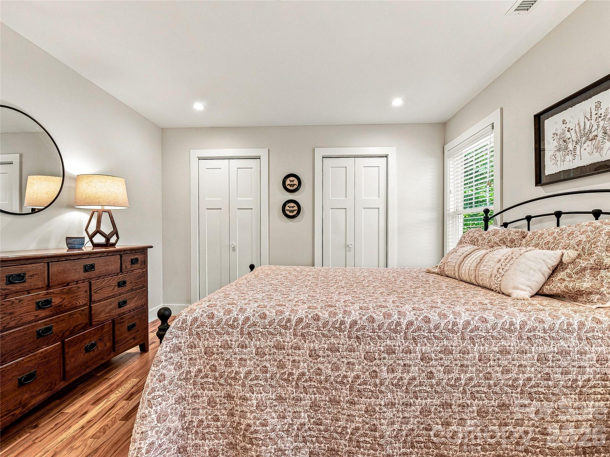 Condominium at 141 Courtland Avenue, Asheville, photo 34 of 44