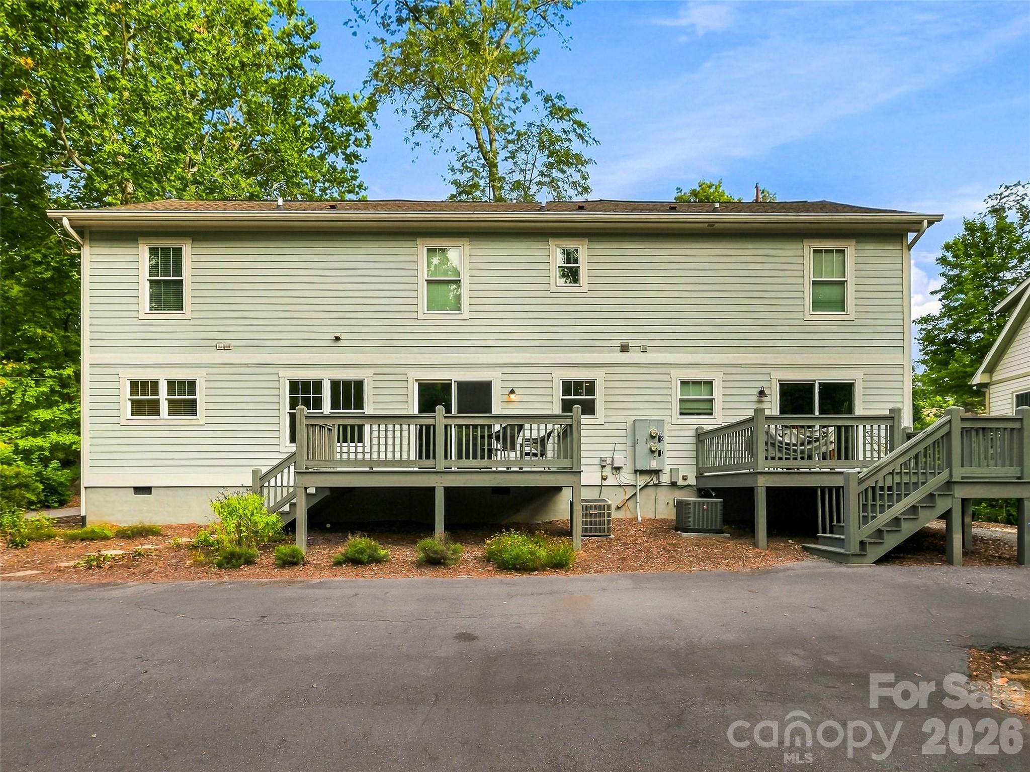 Condominium at 141 Courtland Avenue, Asheville, photo 40 of 44