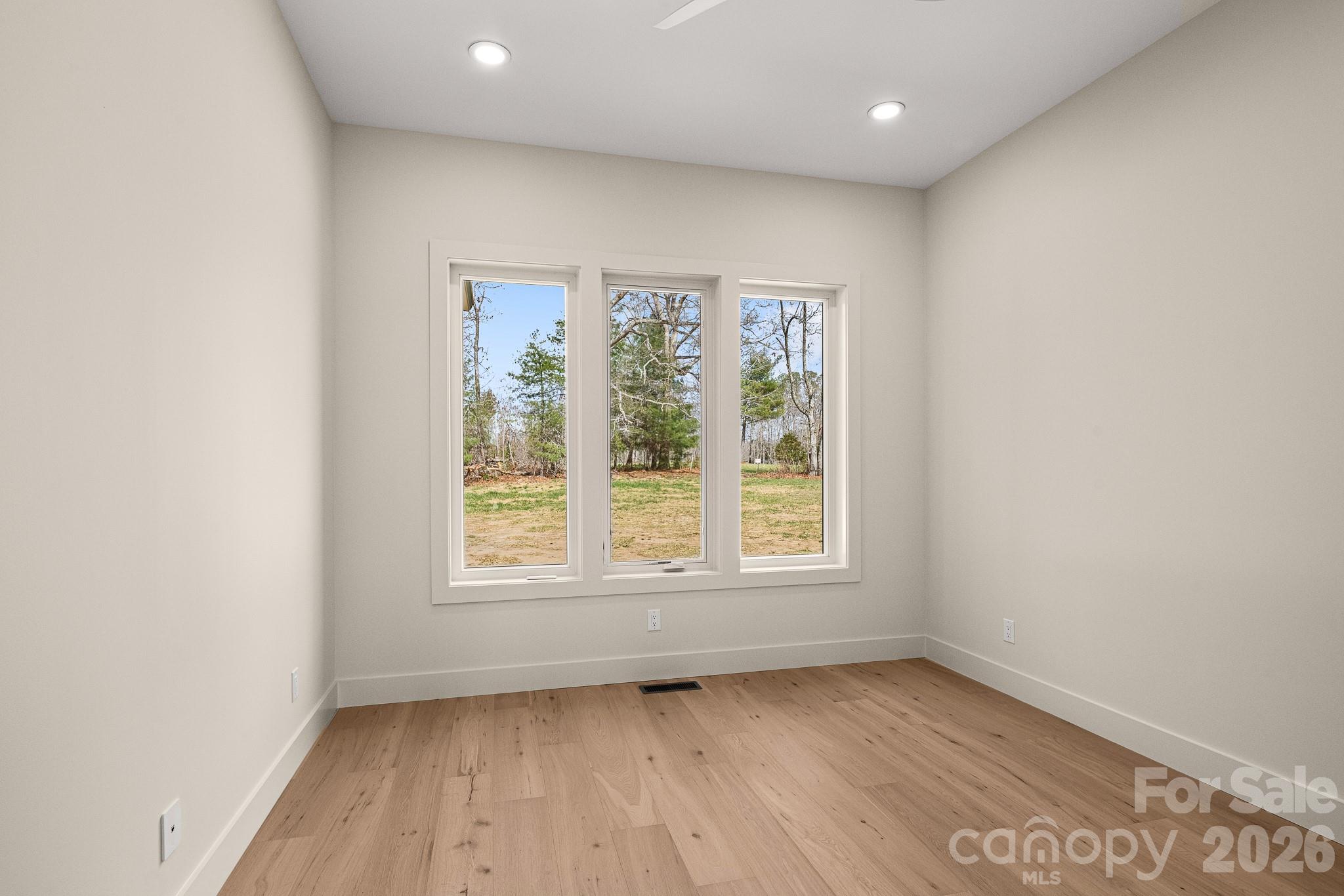 Single Family Residence at 144 Golden Pasture Drive, Fletcher, photo 25 of 43