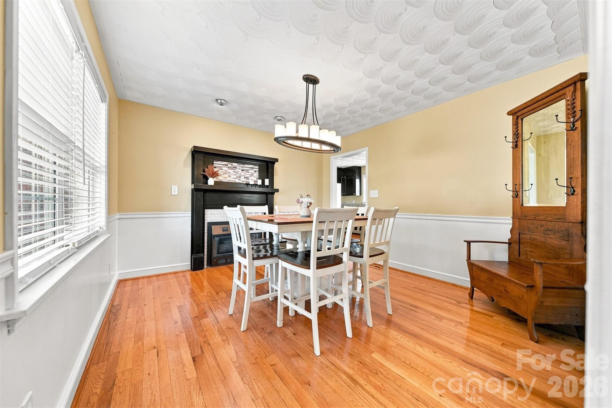 dining room - 4948 Betty Drive NE, Hickory