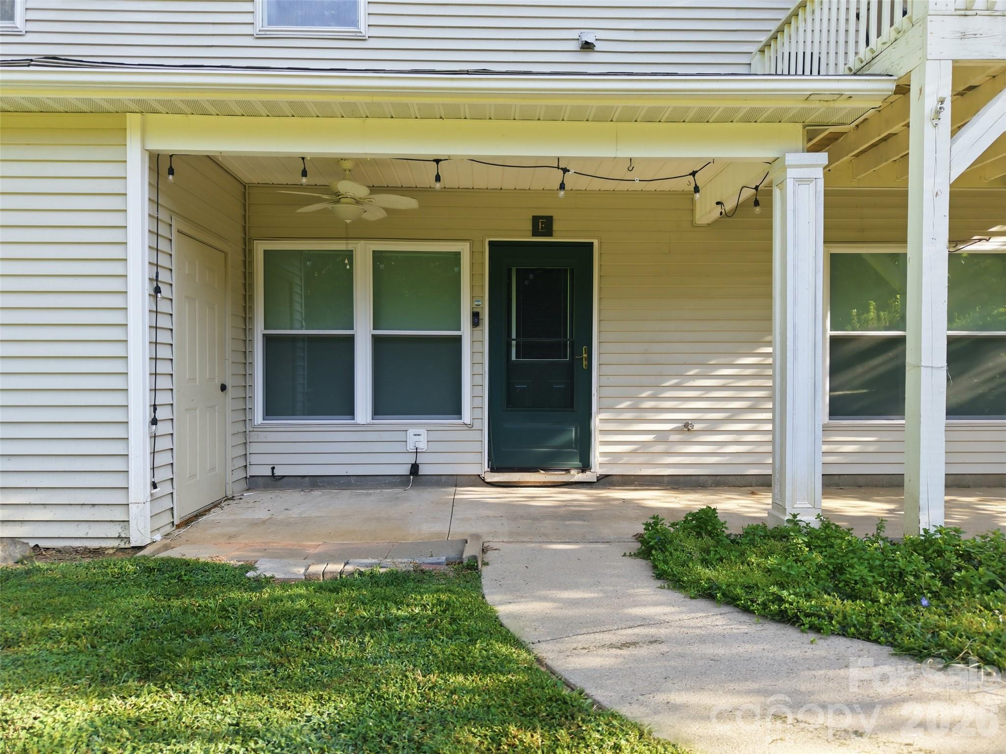 Condominium at 19 Krista Circle, Candler, photo 5 of 40