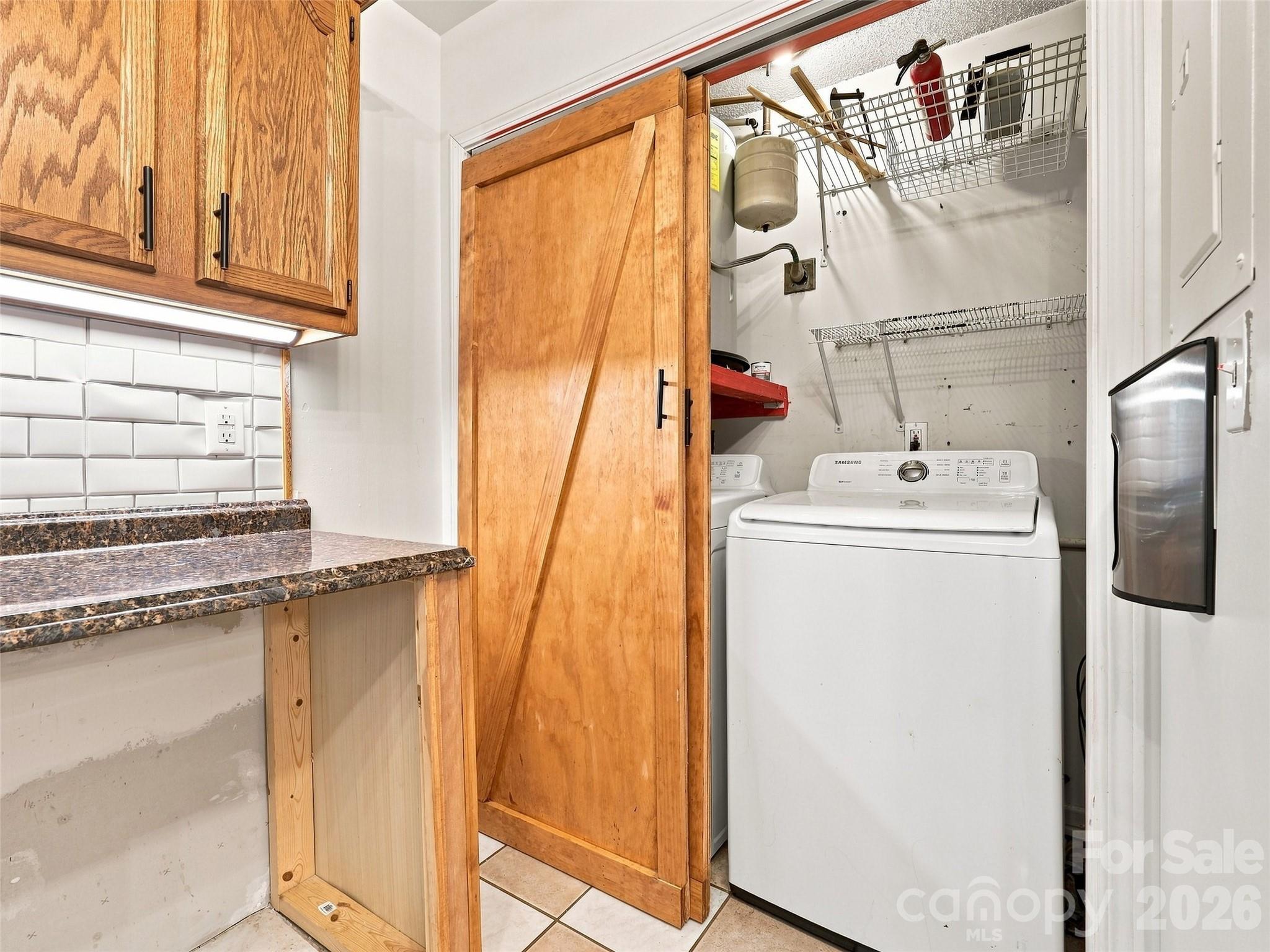 Condominium at 19 Krista Circle, Candler, photo 15 of 40