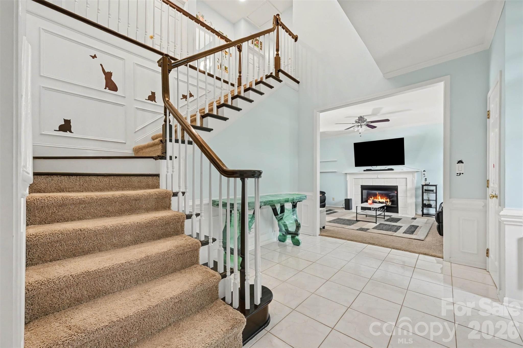 Single Family Residence at 1538 Wickerby Court, Matthews, photo 4 of 22