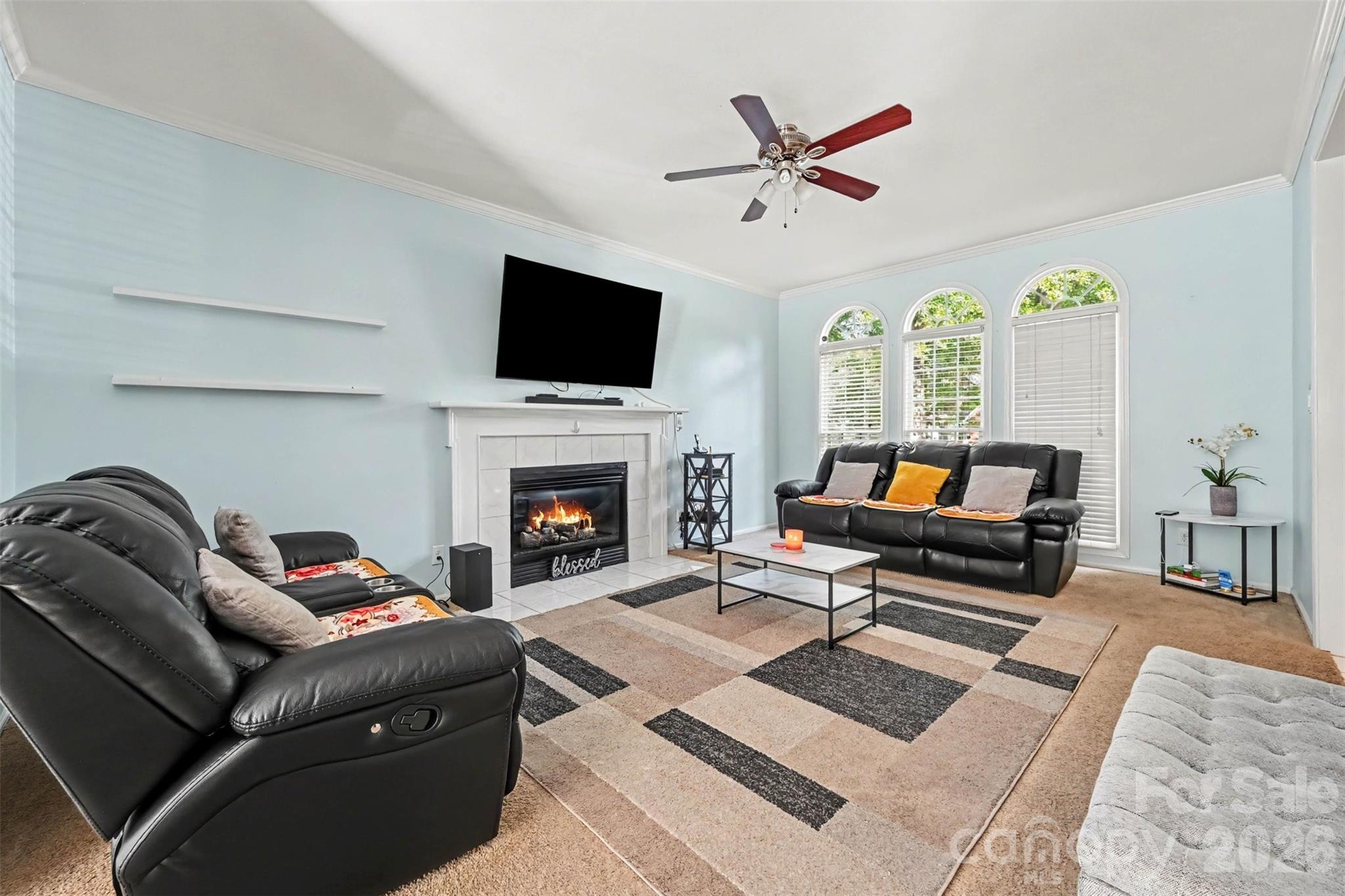Single Family Residence at 1538 Wickerby Court, Matthews, photo 6 of 22