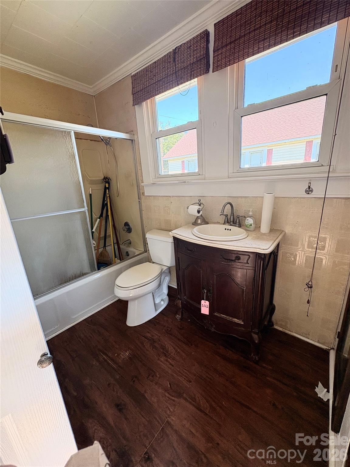 Bathroom - 1001 Klondale Avenue, Kannapolis