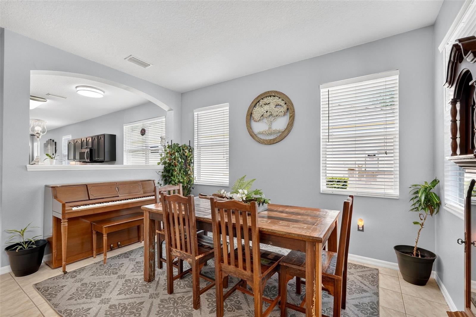 Single Family Residence at 6218 BLACKDRUM CT, BRADENTON, photo 8 of 65