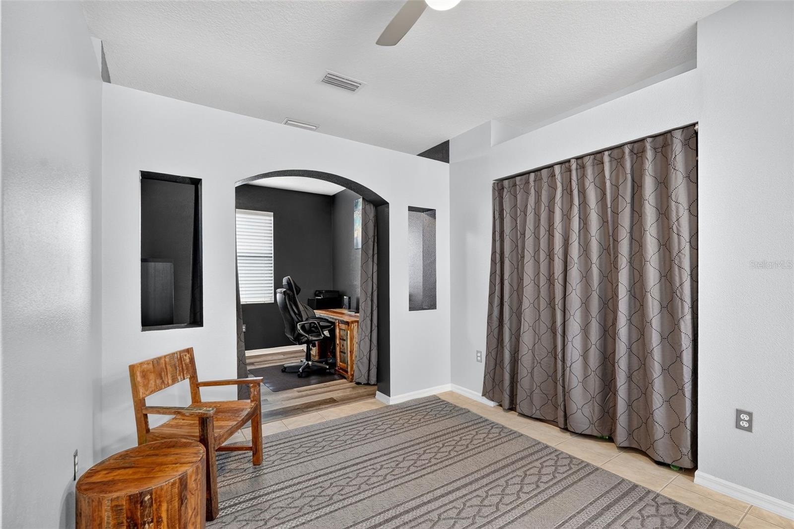 Single Family Residence at 6218 BLACKDRUM CT, BRADENTON, photo 10 of 65
