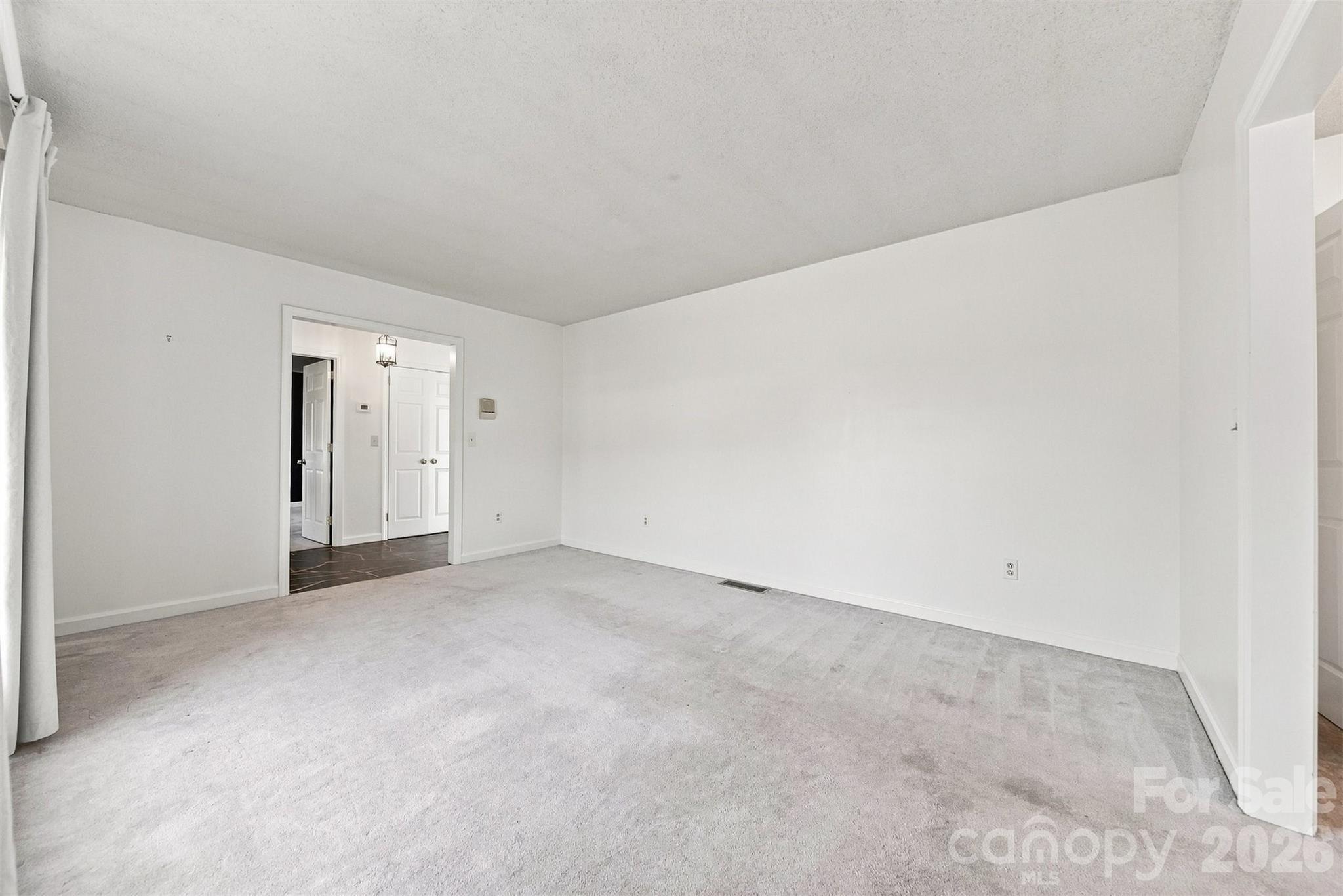 Single Family Residence at 2796 Lakeview Drive, Lenoir, photo 16 of 47