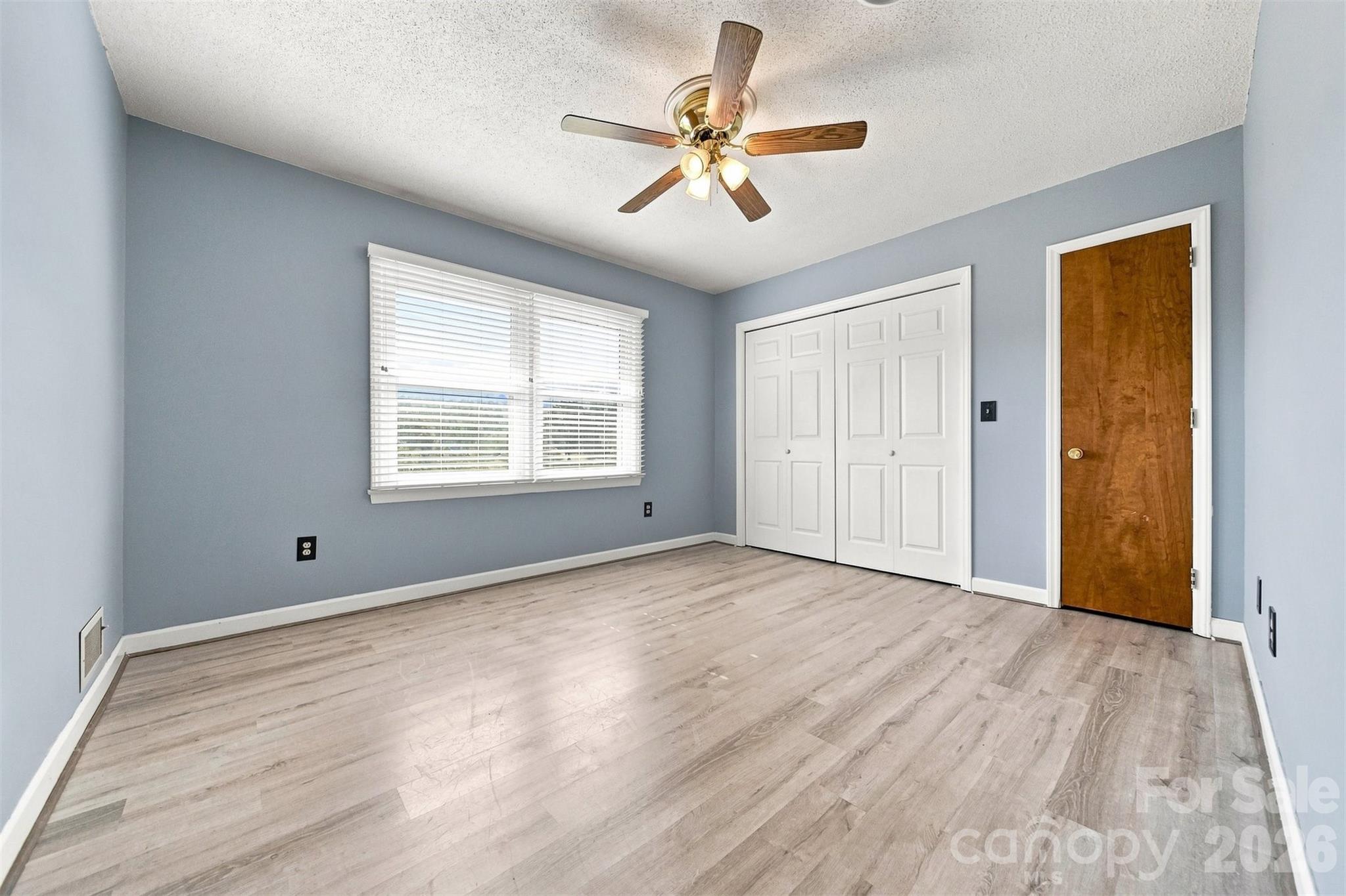 Single Family Residence at 2796 Lakeview Drive, Lenoir, photo 26 of 47