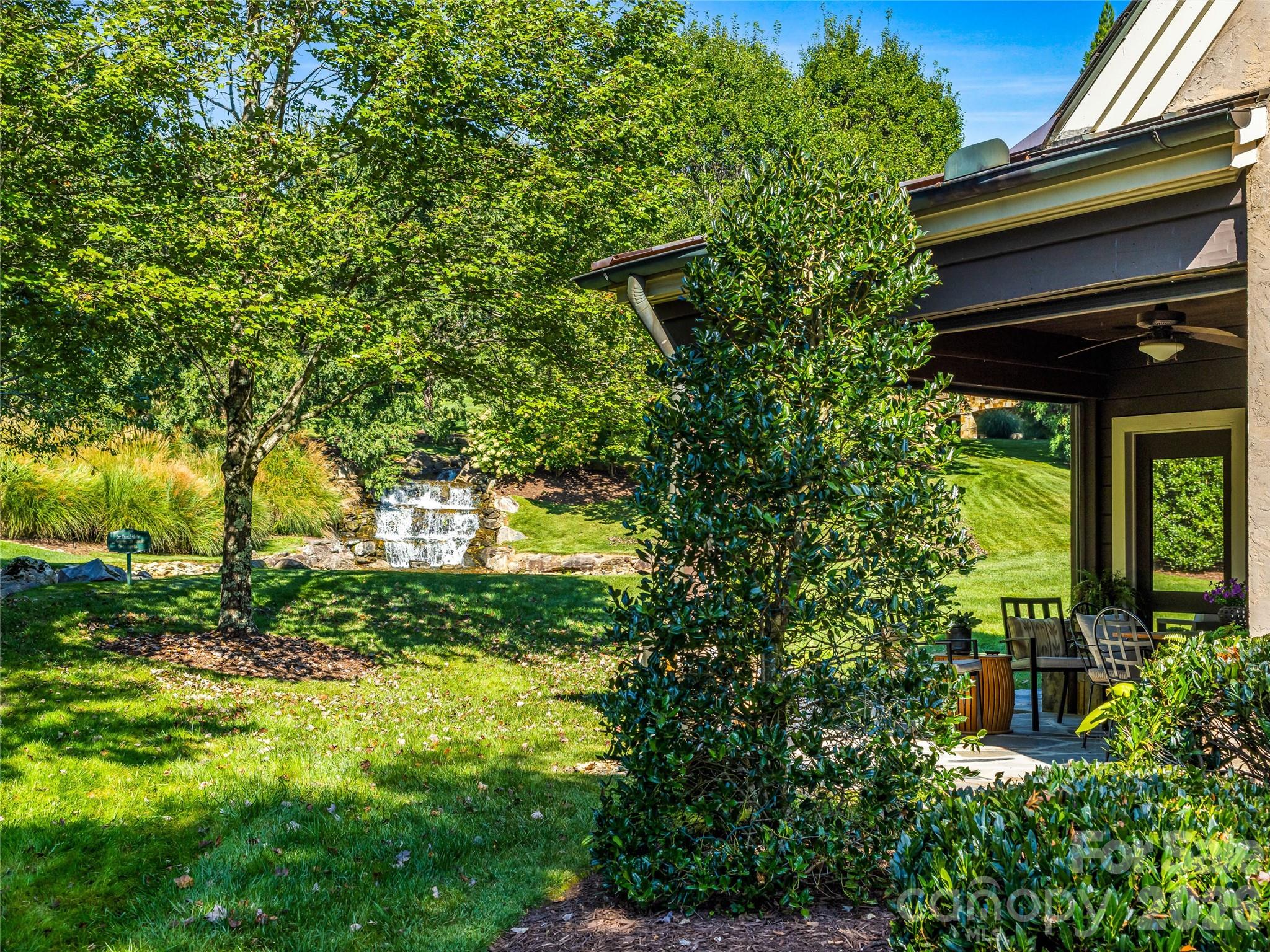 Townhouse at 583 Walnut Valley Parkway, Arden, photo 16 of 48