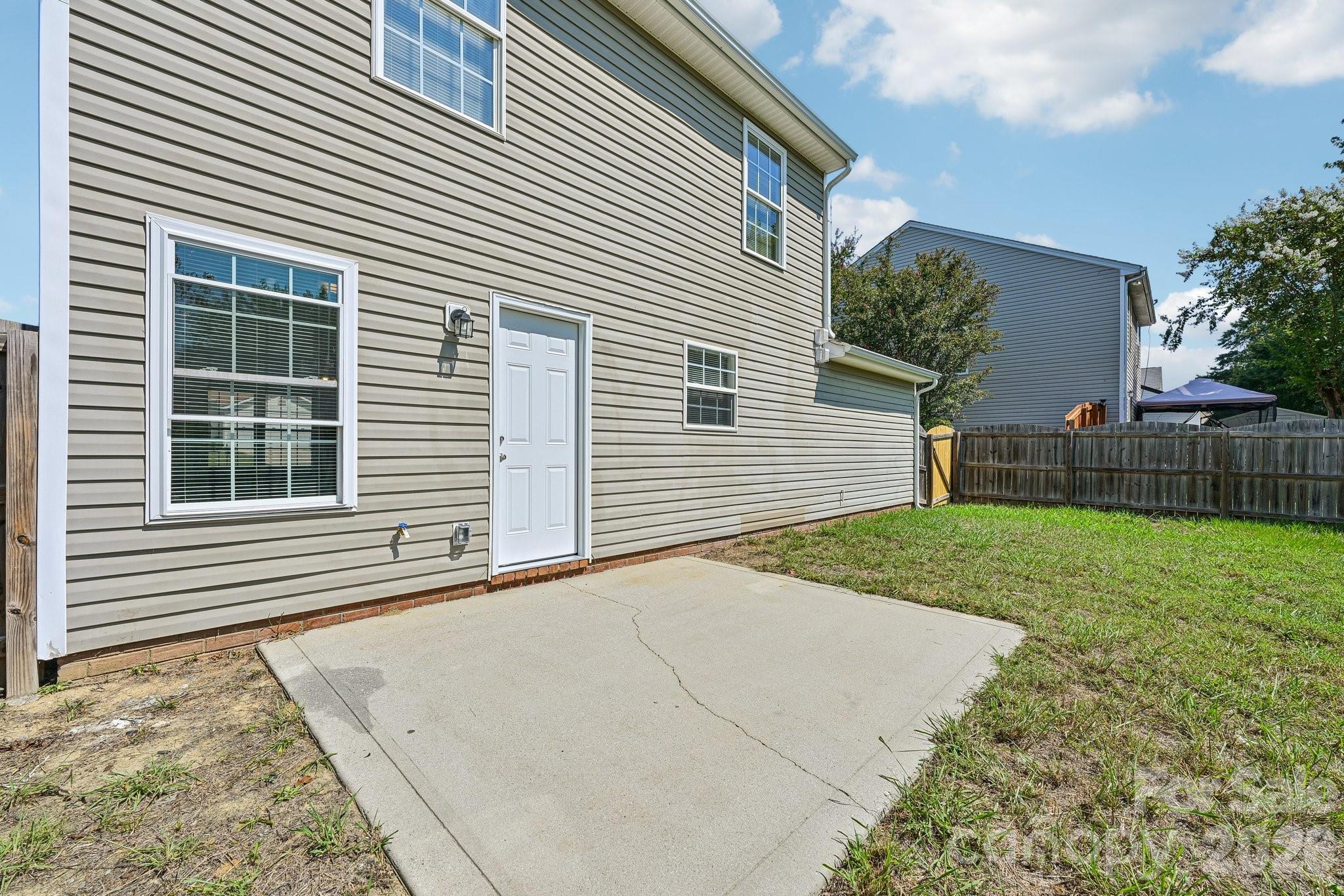 Single Family Residence at 1695 Tate Road, Rock Hill, photo 27 of 31
