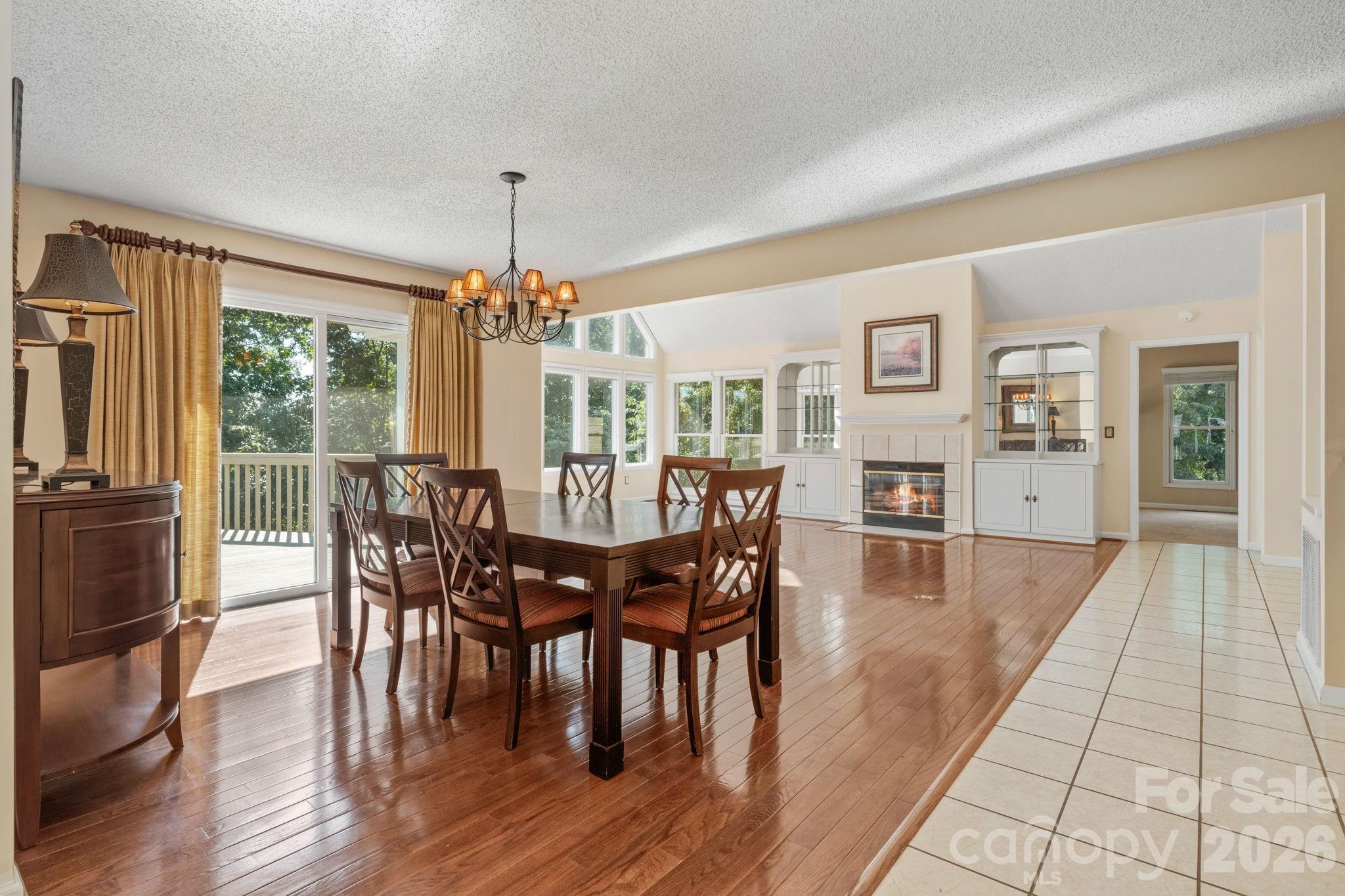 Condominium at 324 DAWNBROOK Drive, Flat Rock, photo 10 of 48