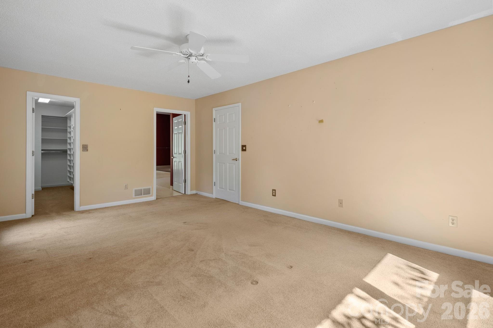 Condominium at 324 DAWNBROOK Drive, Flat Rock, photo 16 of 48