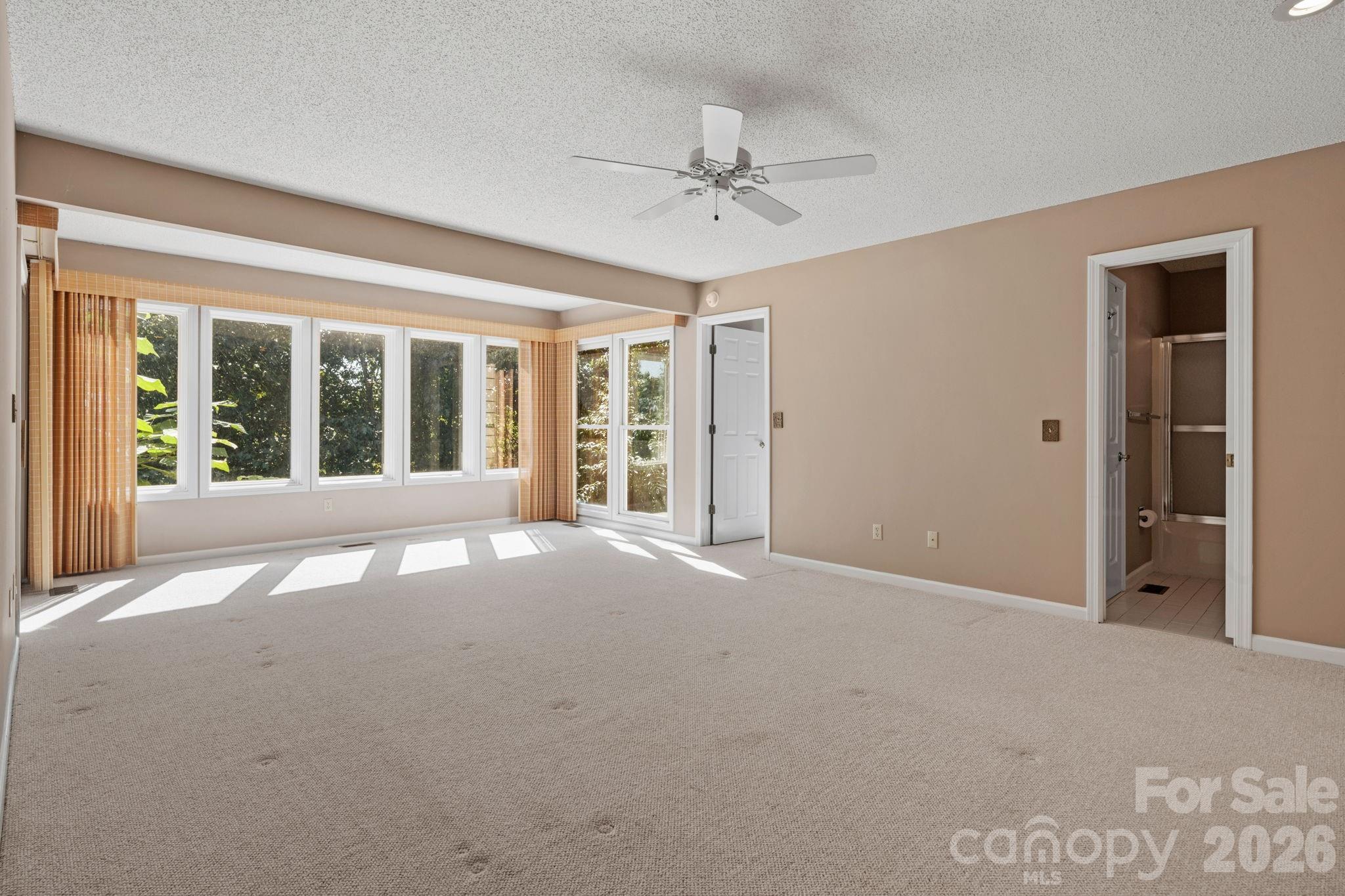 Condominium at 324 DAWNBROOK Drive, Flat Rock, photo 29 of 48