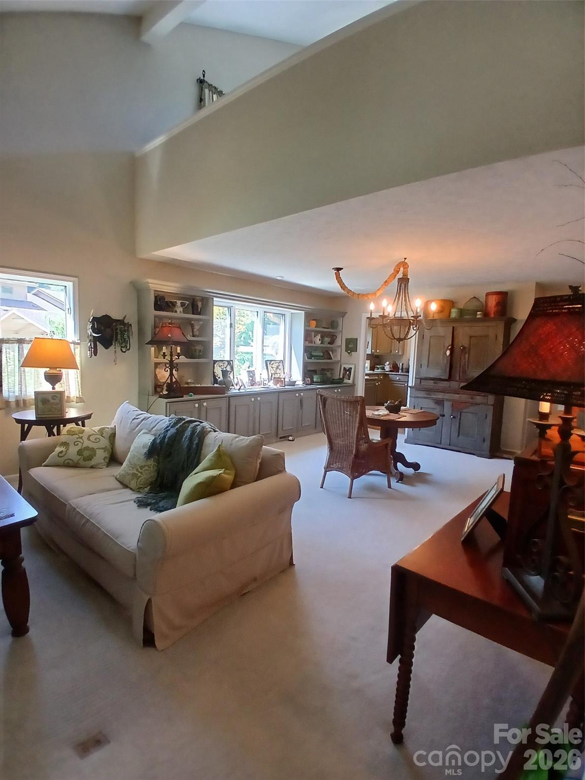 Living room - 304 red oak Drive, Hendersonville