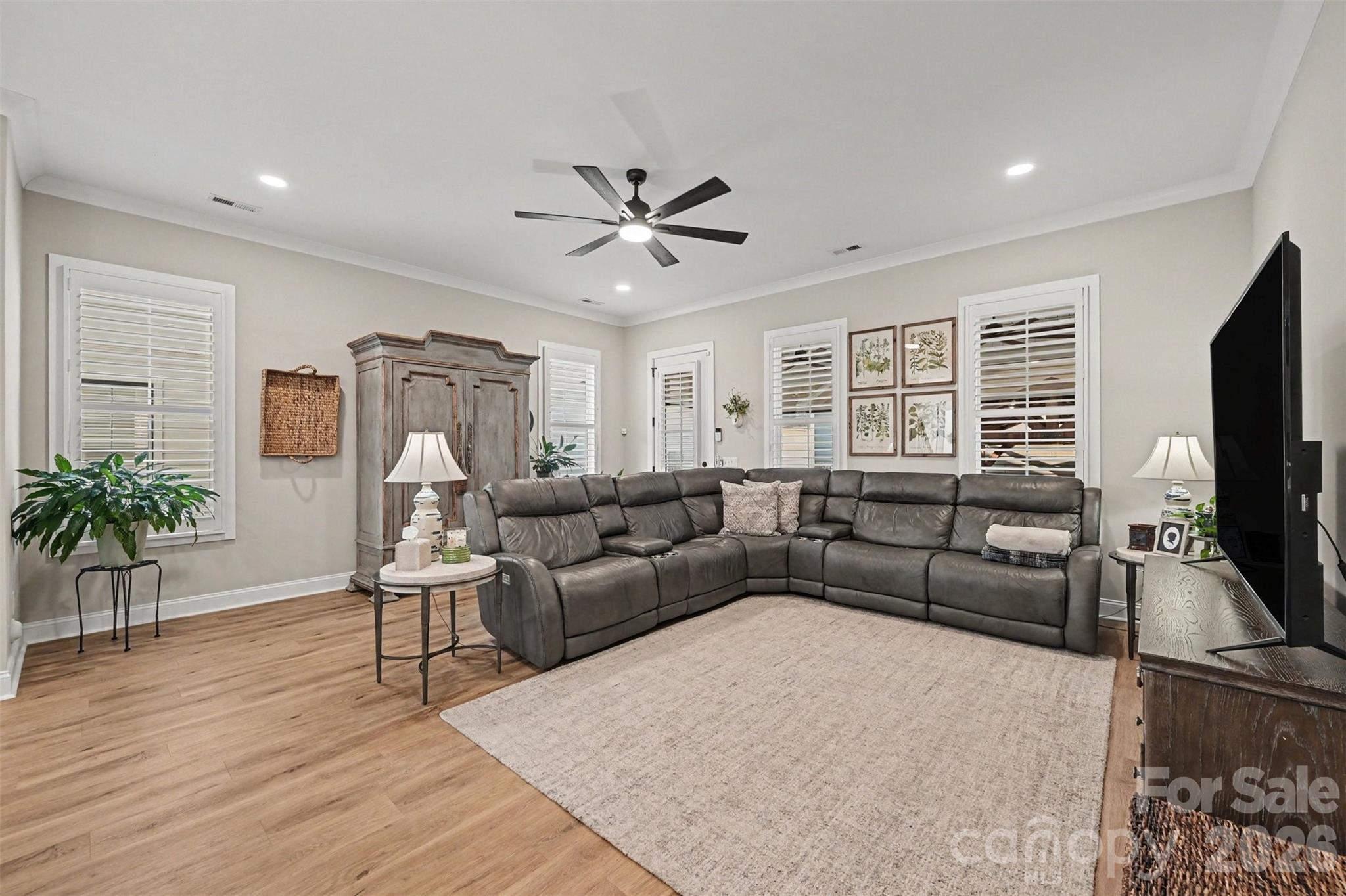 Single Family Residence at 131 W F Street, Kannapolis, photo 8 of 24