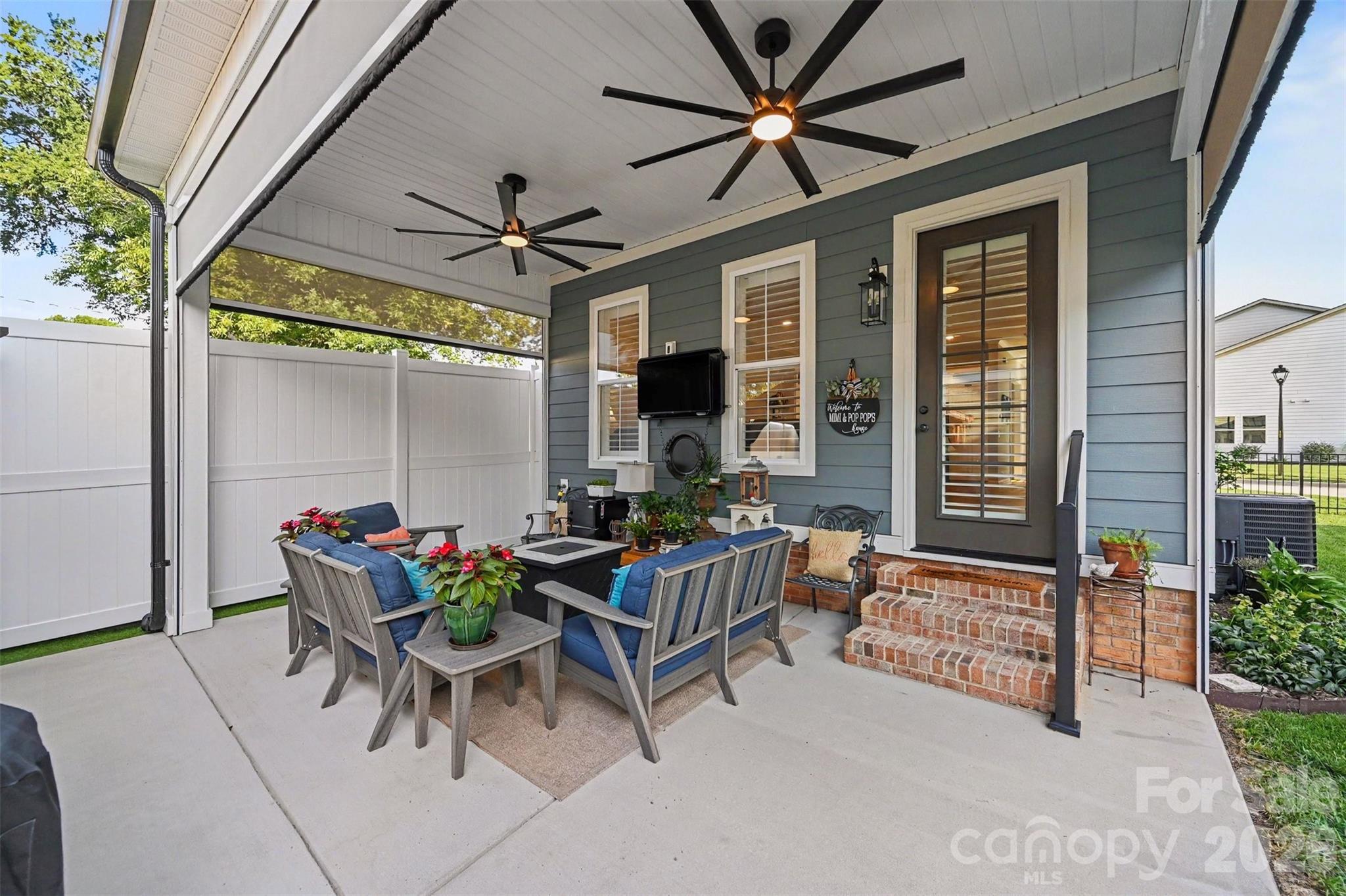 Single Family Residence at 131 W F Street, Kannapolis, photo 22 of 24