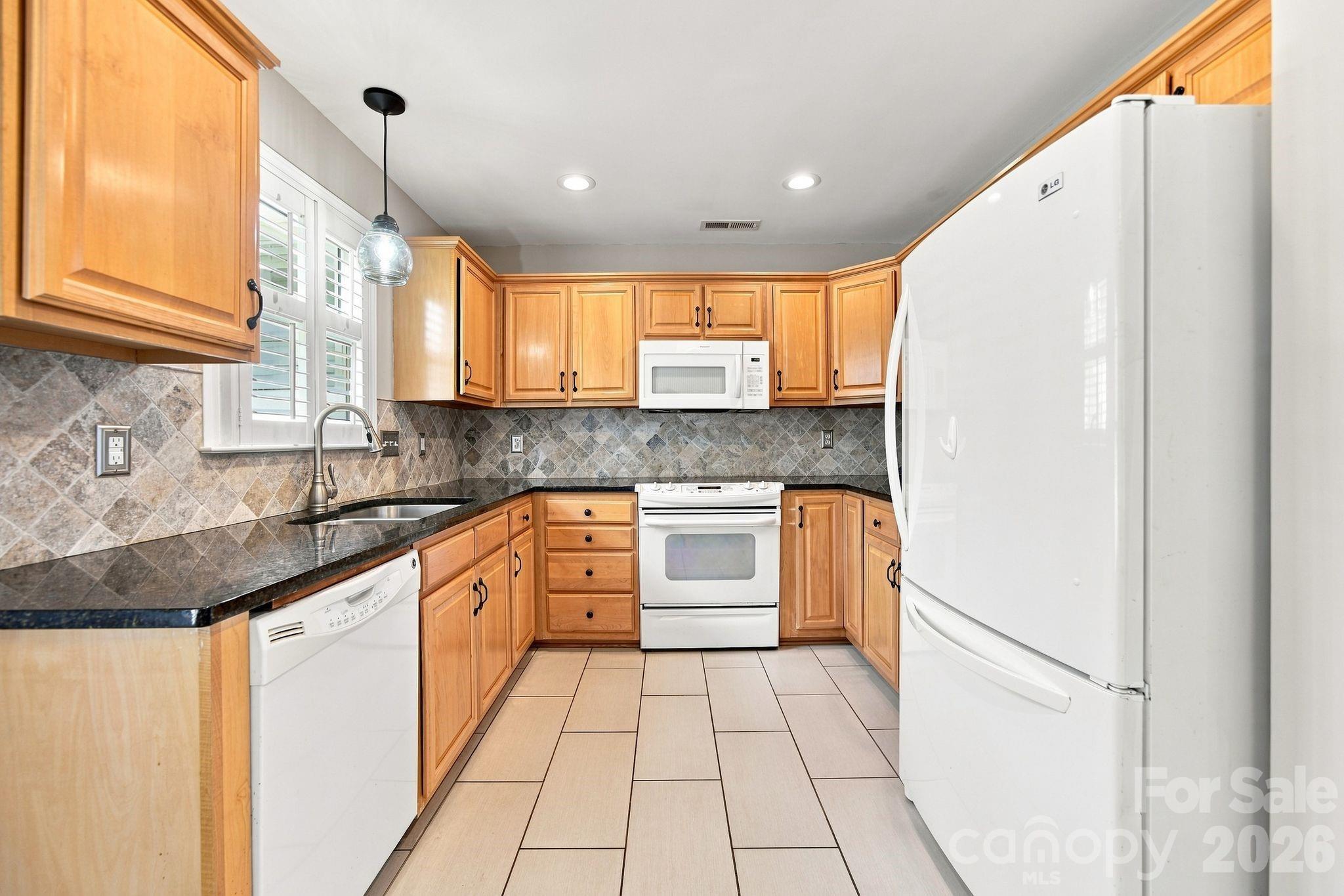 Single Family Residence at 167 Sea Island Boulevard, Fort Mill, photo 17 of 46