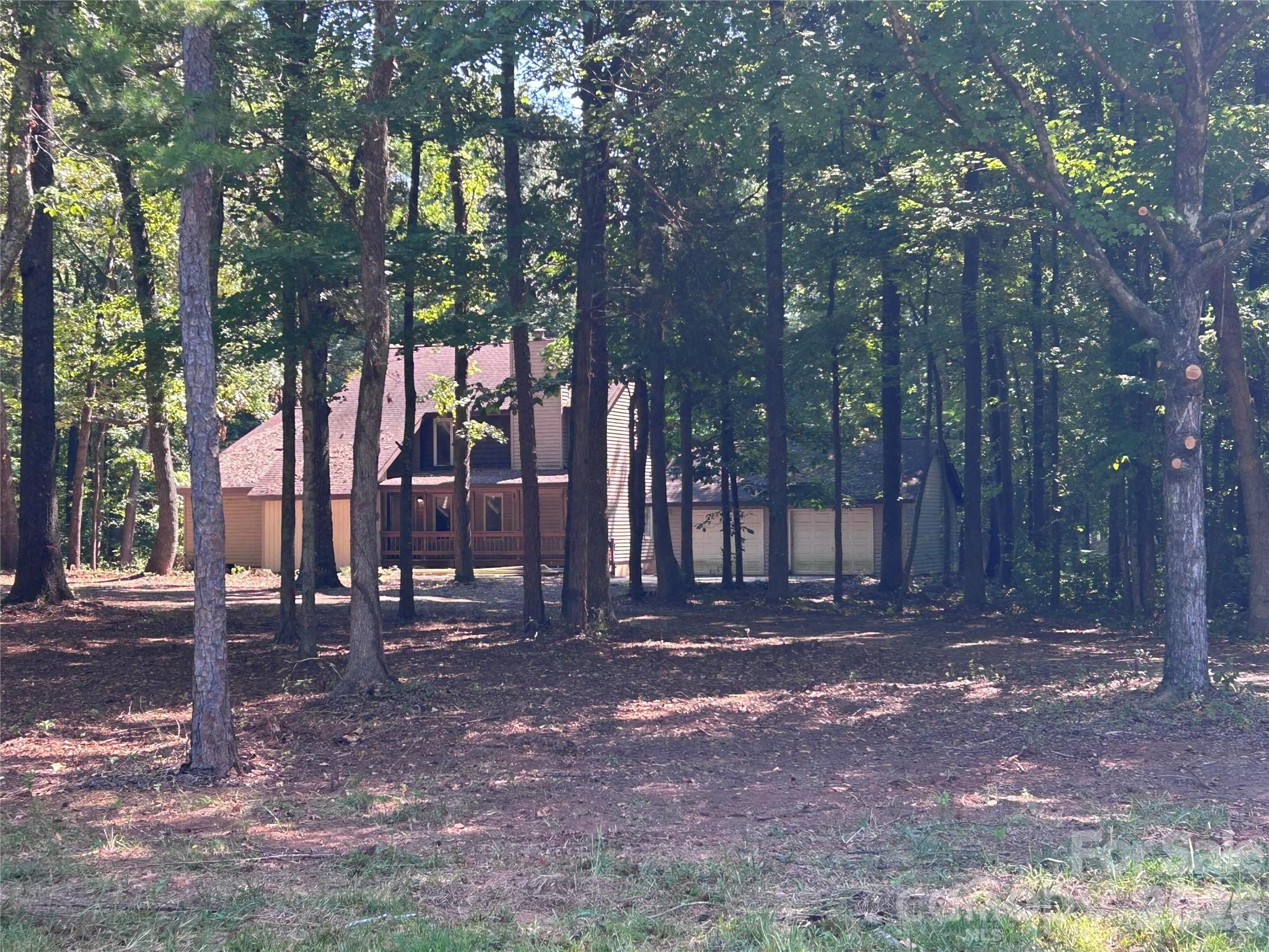 Single Family Residence at 8209 Addison Drive, Harrisburg, photo 4 of 8