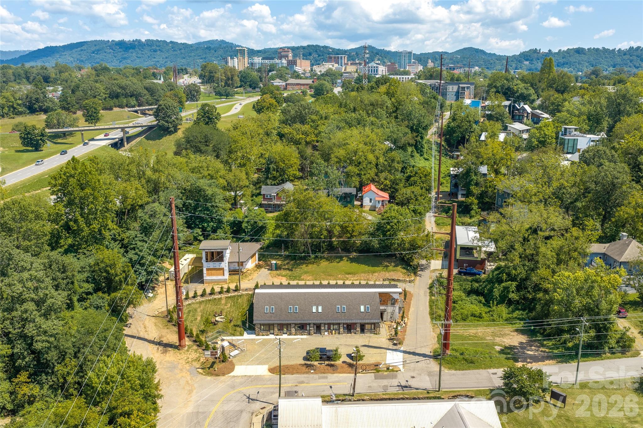 Close to all Asheville has to offer! - 4 Roberts Street, Asheville