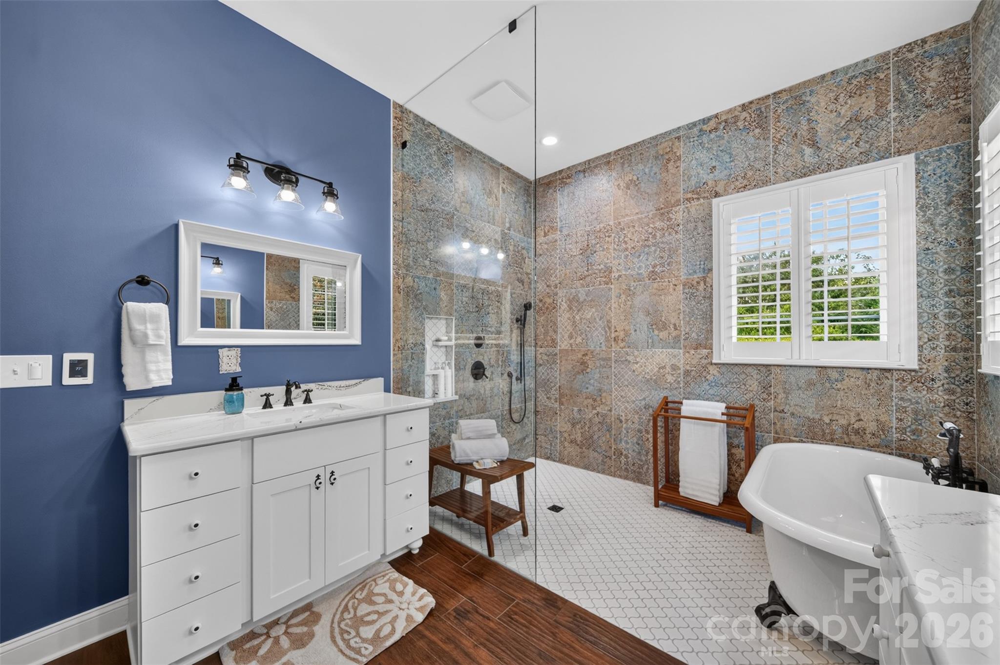 Single Family Residence at 12823 Forrester Avenue, Huntersville, photo 5 of 42